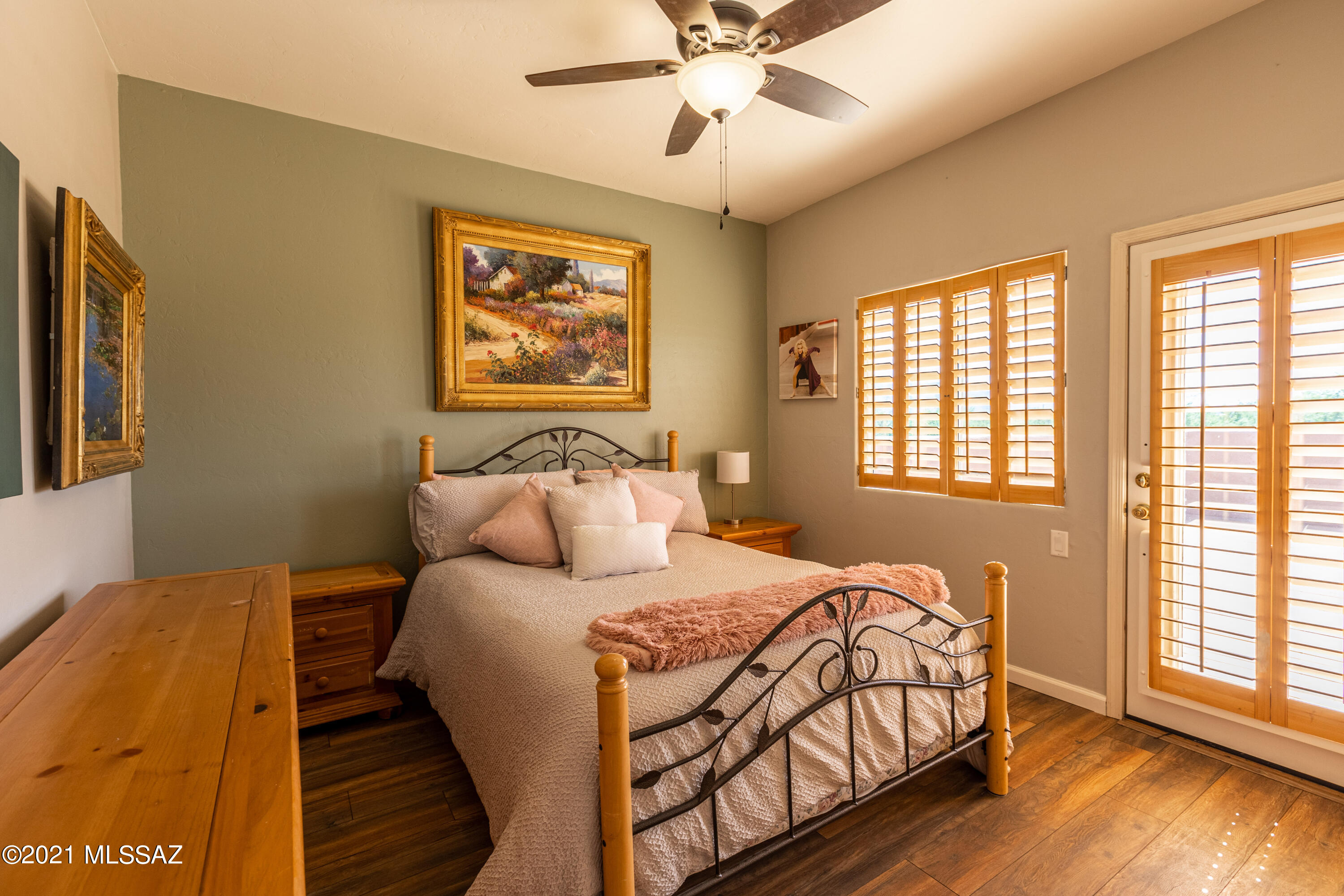 Loma De La Vista Verde (1-38) - Residential