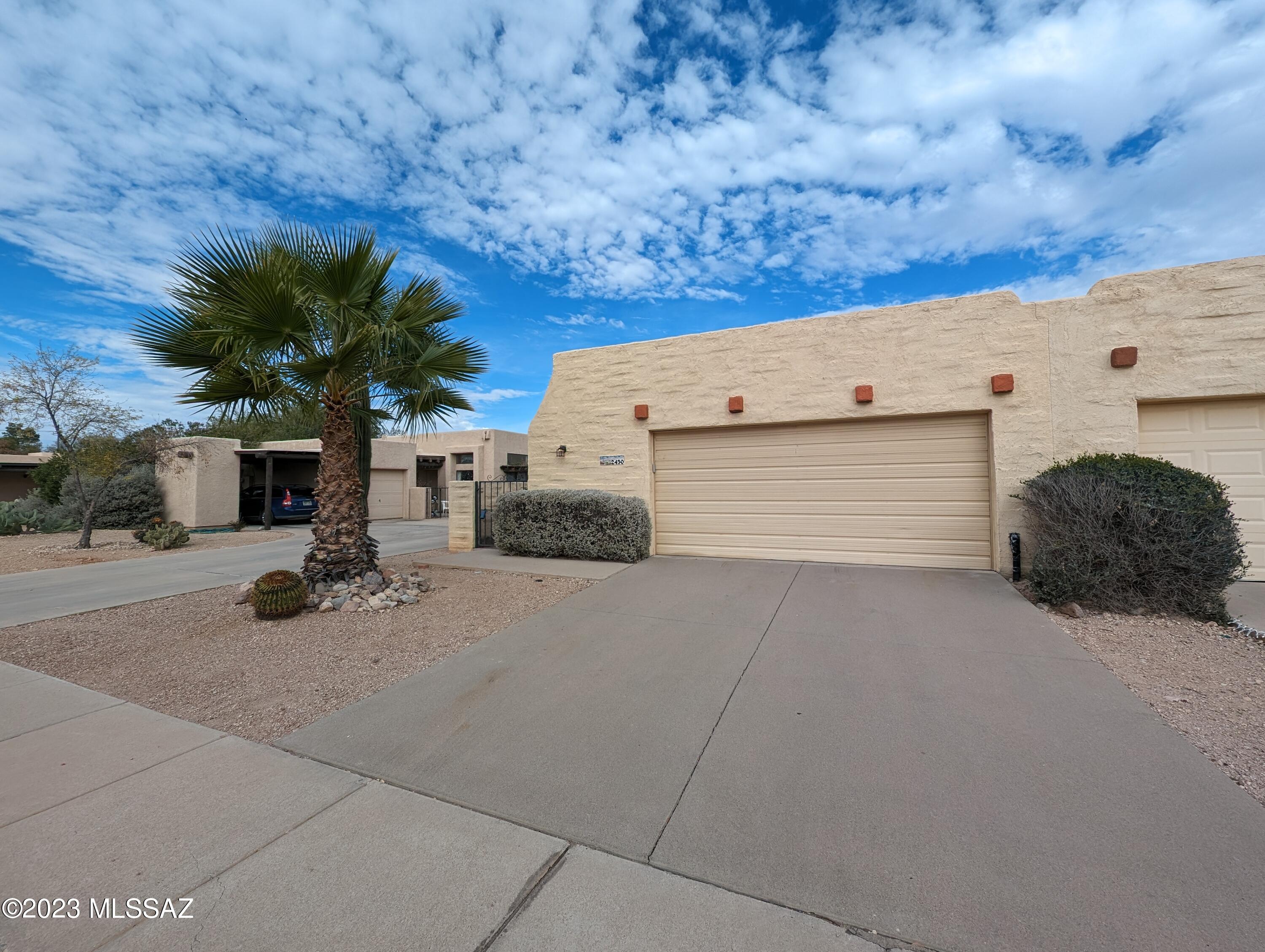 Ladera Brisas Townhouses (1-106) - Residential