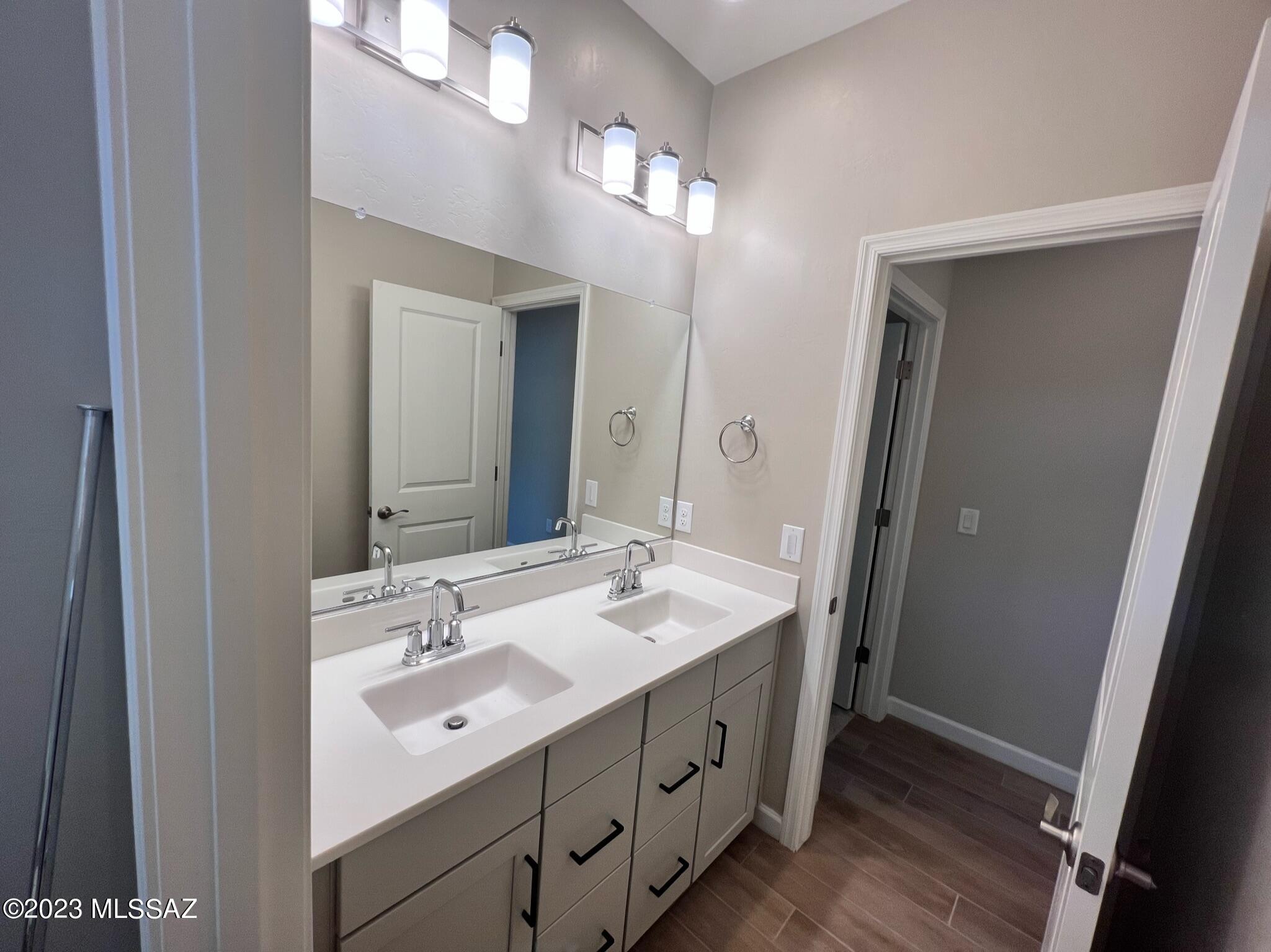 Saguaros Viejos East Phase 2 - Residential Lease