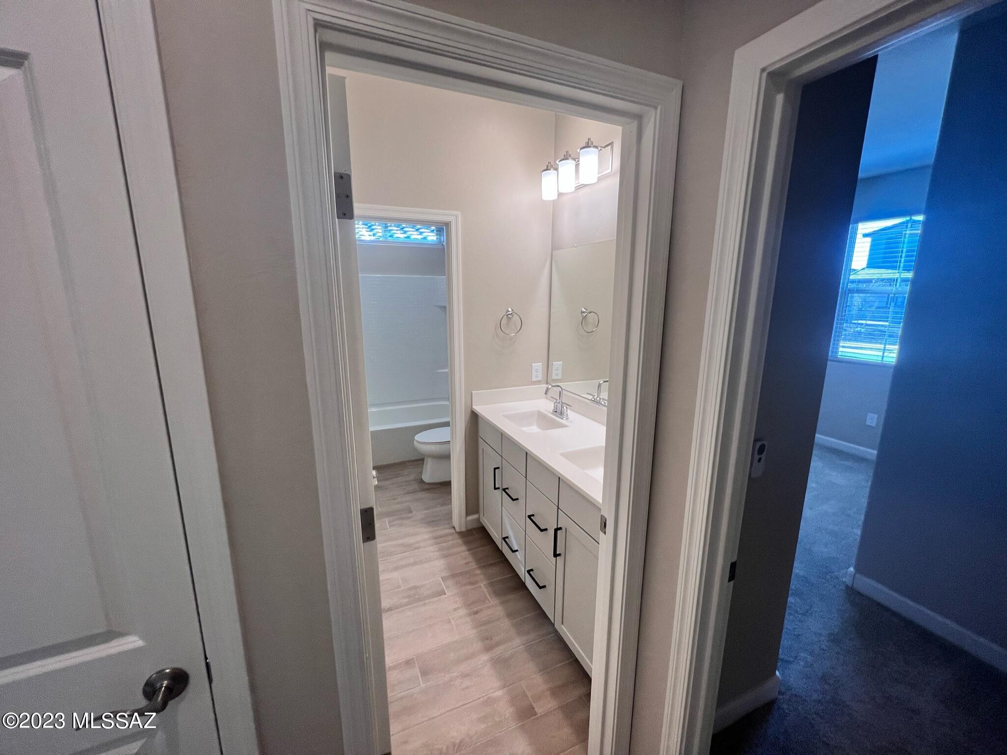 Saguaros Viejos East Phase 2 - Residential Lease