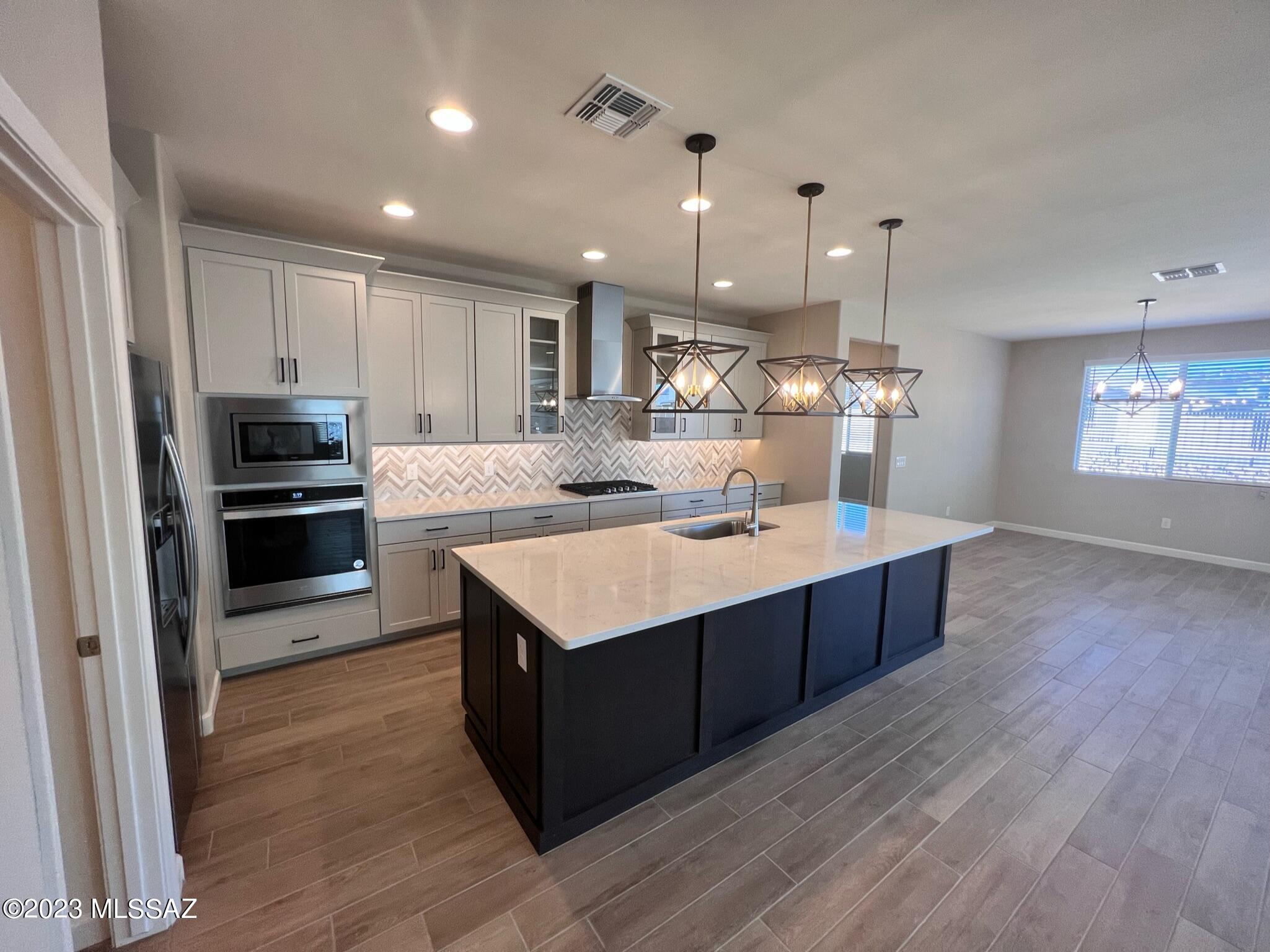 Saguaros Viejos East Phase 2 - Residential Lease