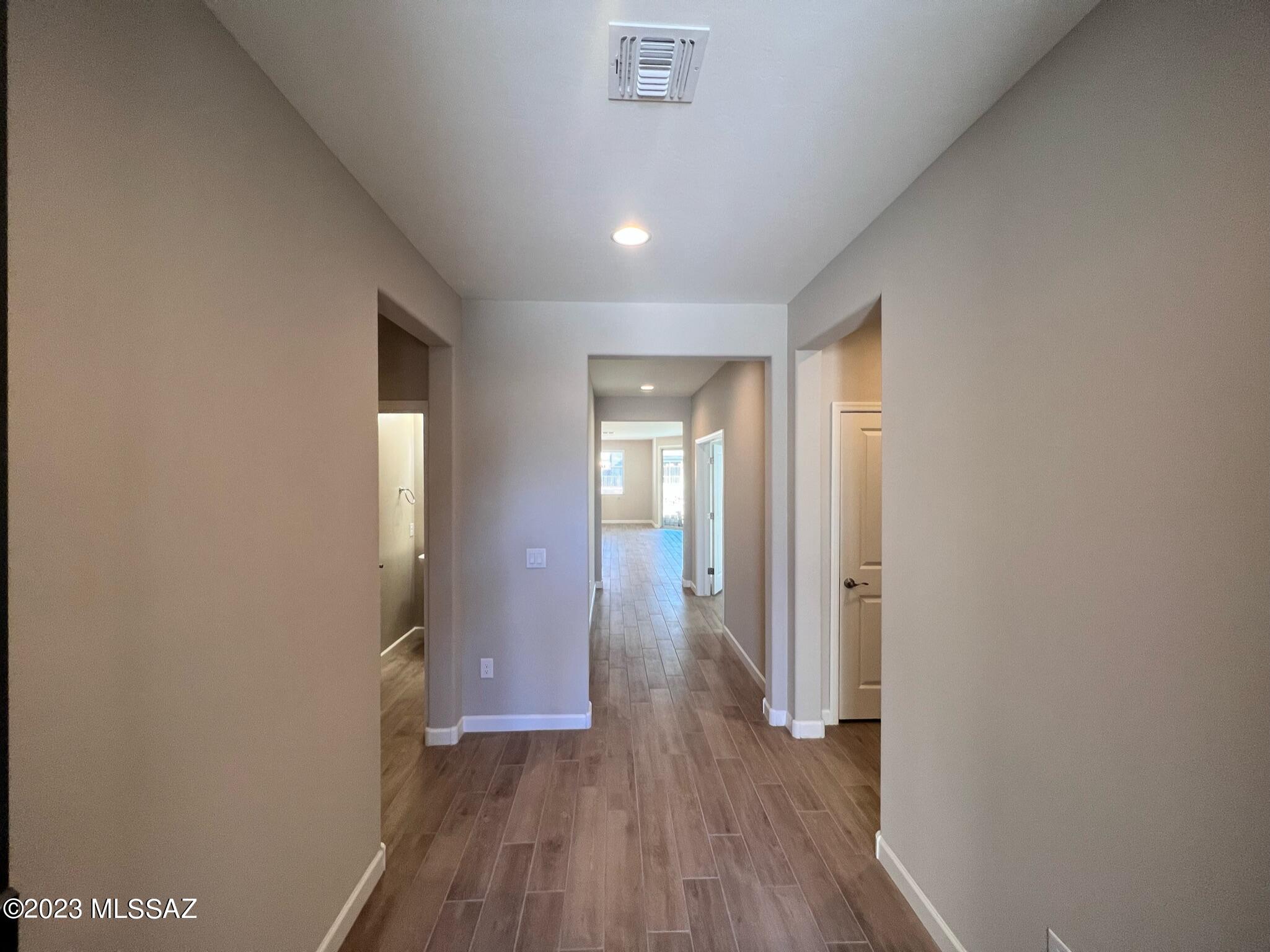 Saguaros Viejos East Phase 2 - Residential Lease