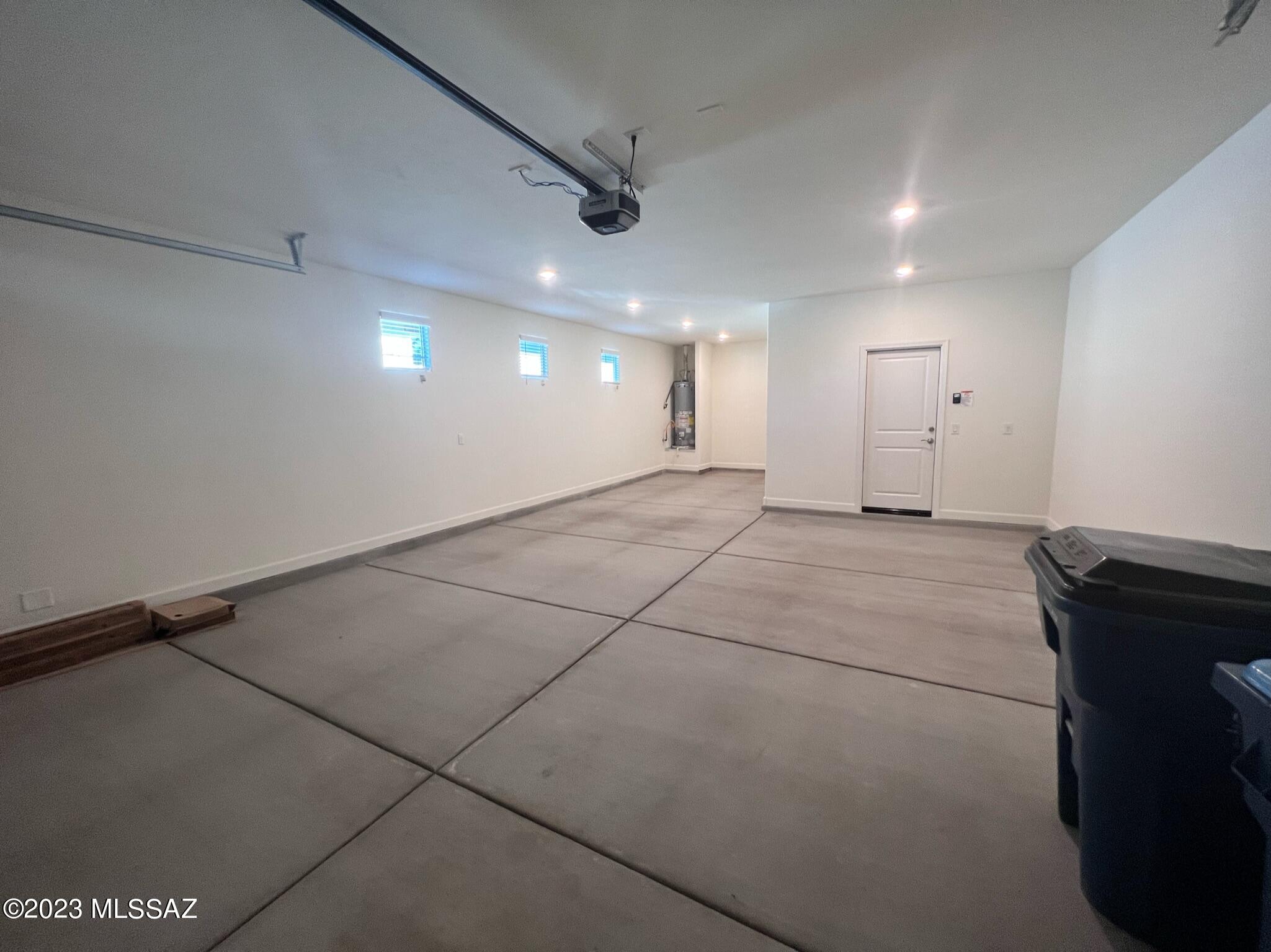Saguaros Viejos East Phase 2 - Residential Lease