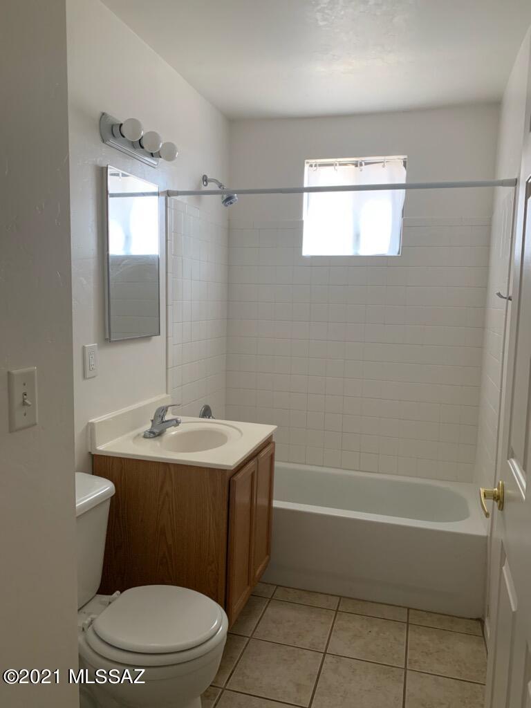 Sunset Foothills Condos (1-201) - Residential Lease