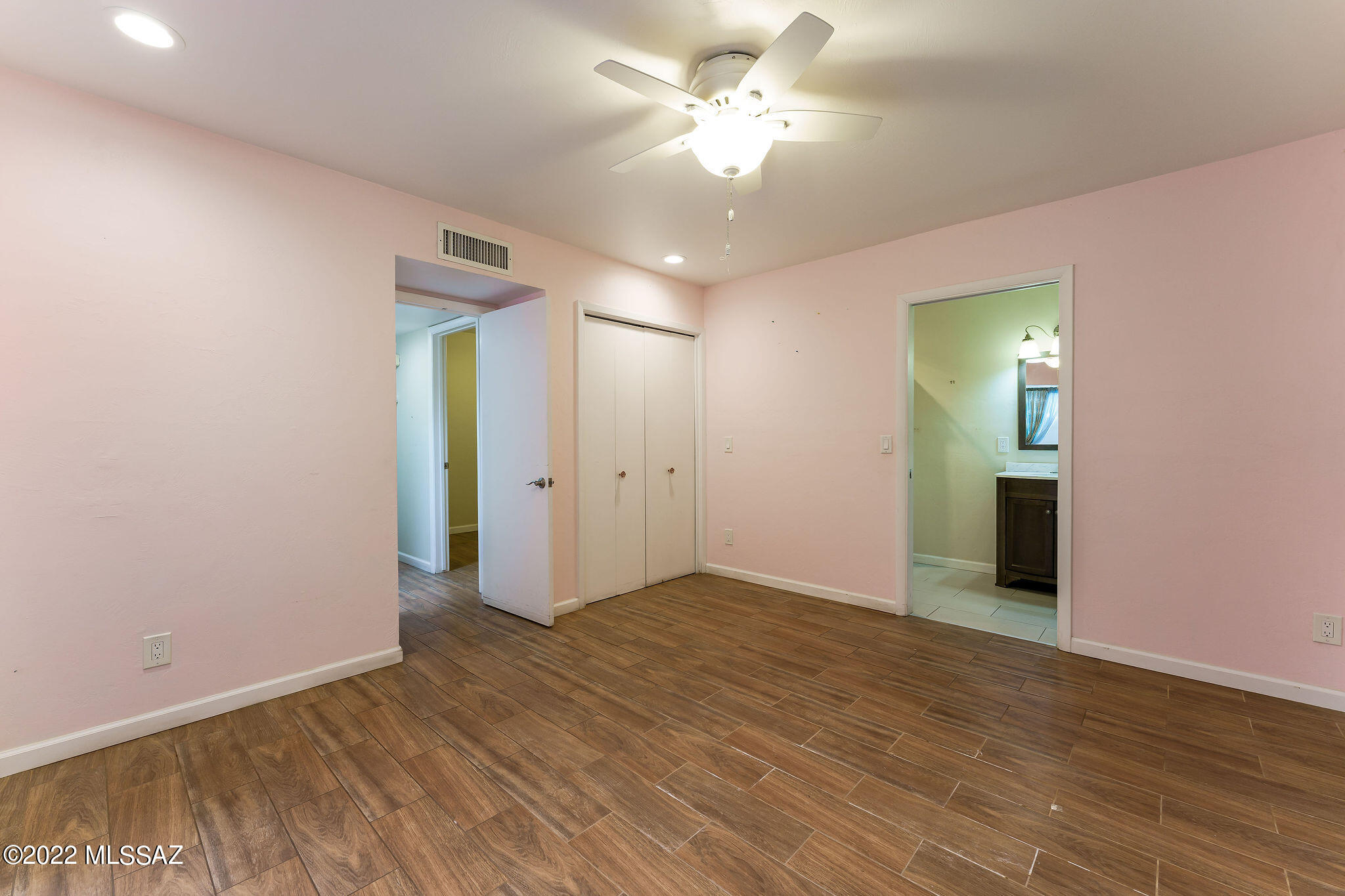 Sierra Del Sol Condo - Residential