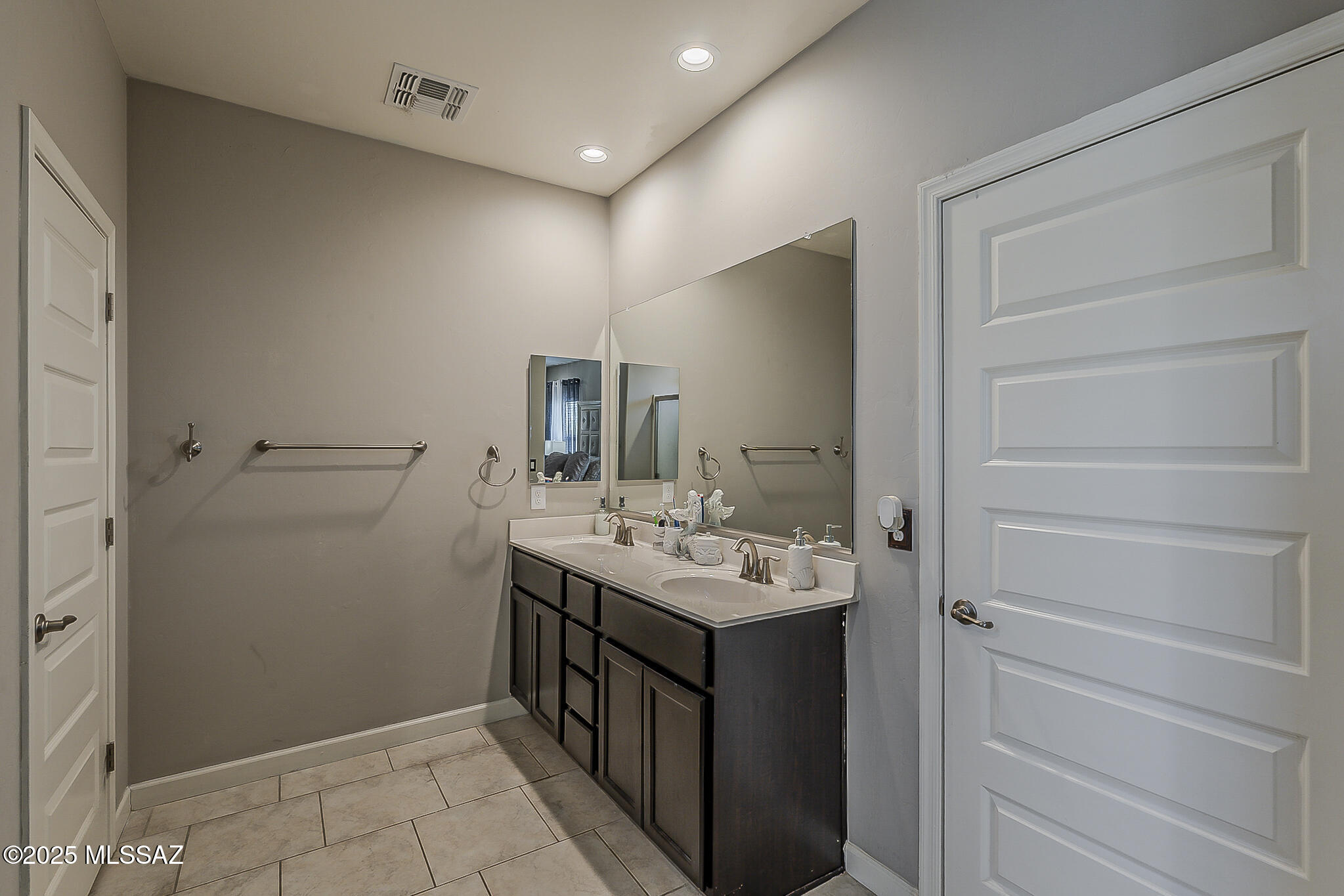 Hardy 30 - Residential