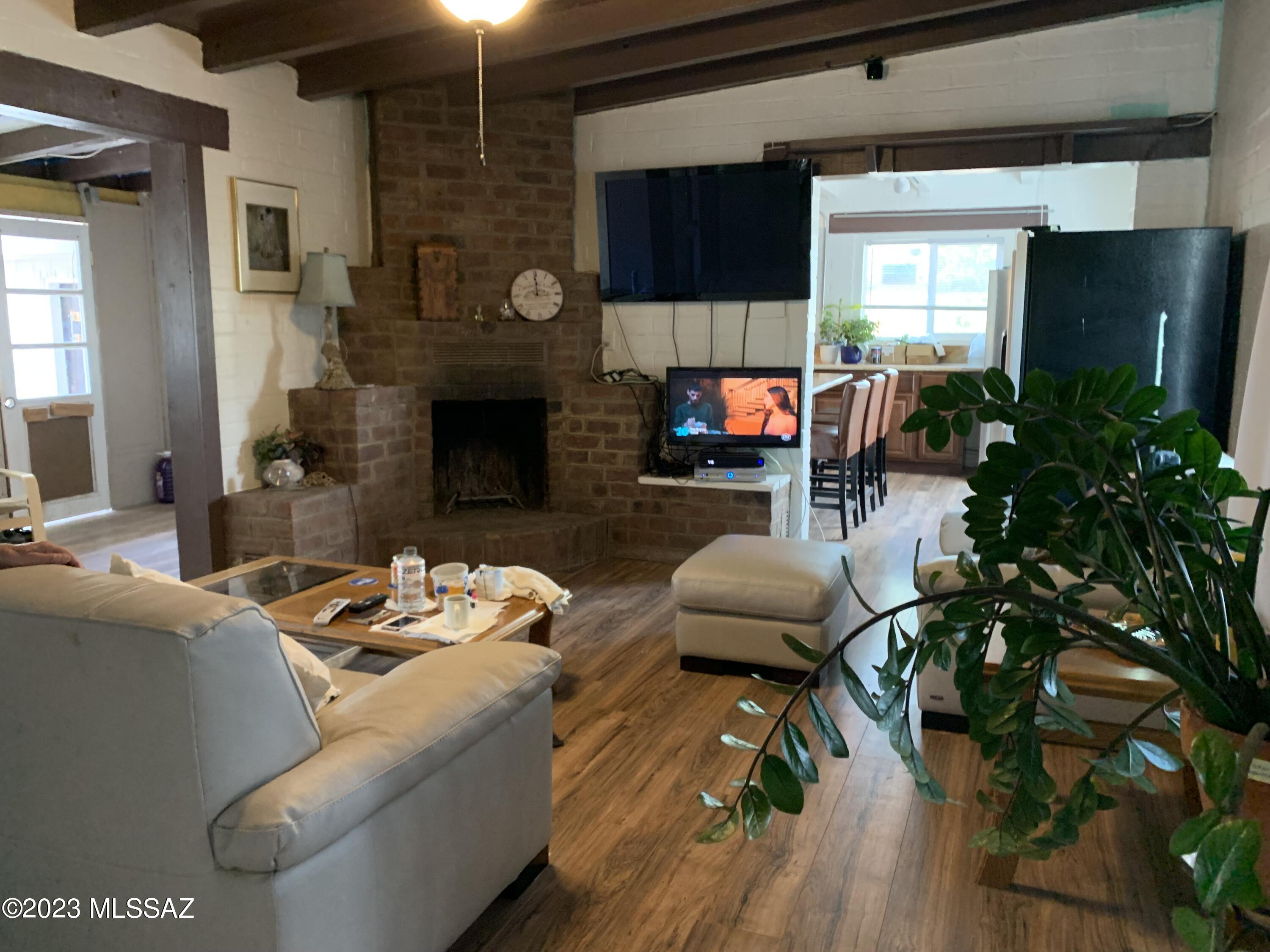 Unsubdivided - Residential