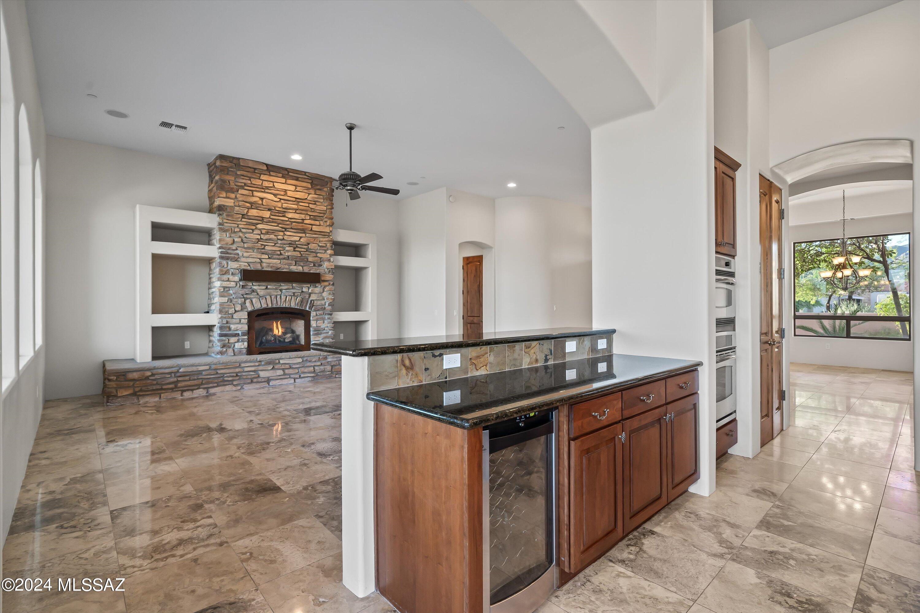 Dos Lagos at Dove Mountain (1-91) - Residential