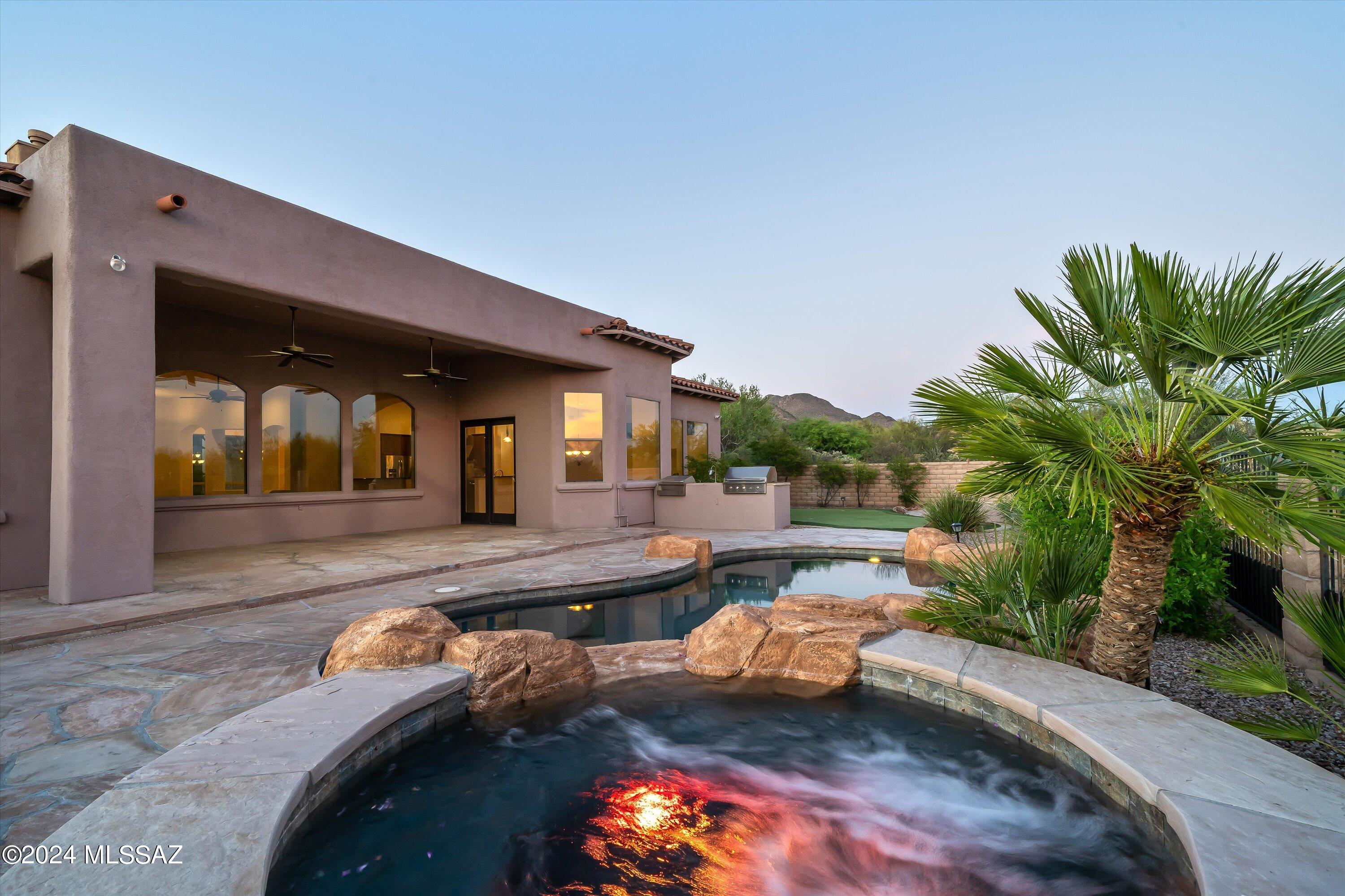 Dos Lagos at Dove Mountain (1-91) - Residential