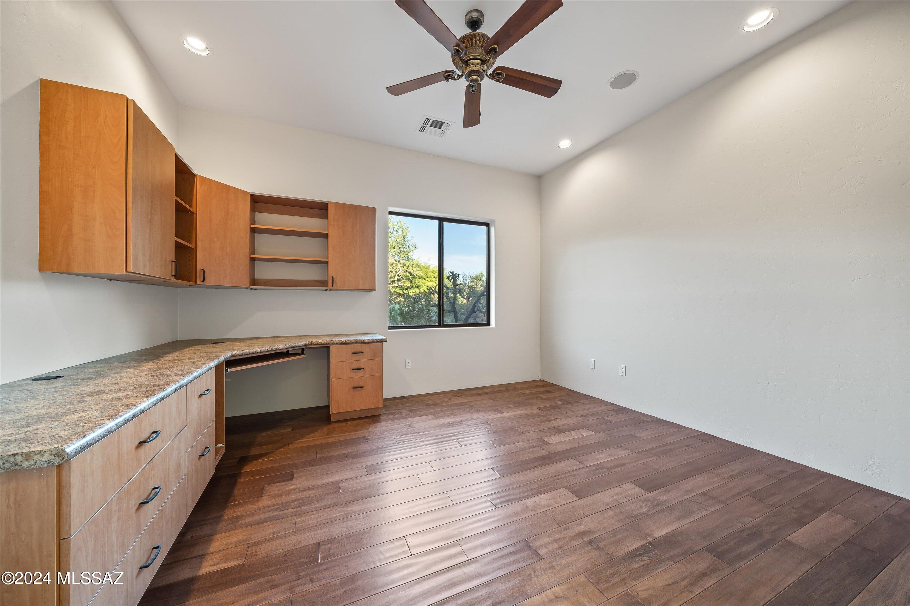 Dos Lagos at Dove Mountain (1-91) - Residential