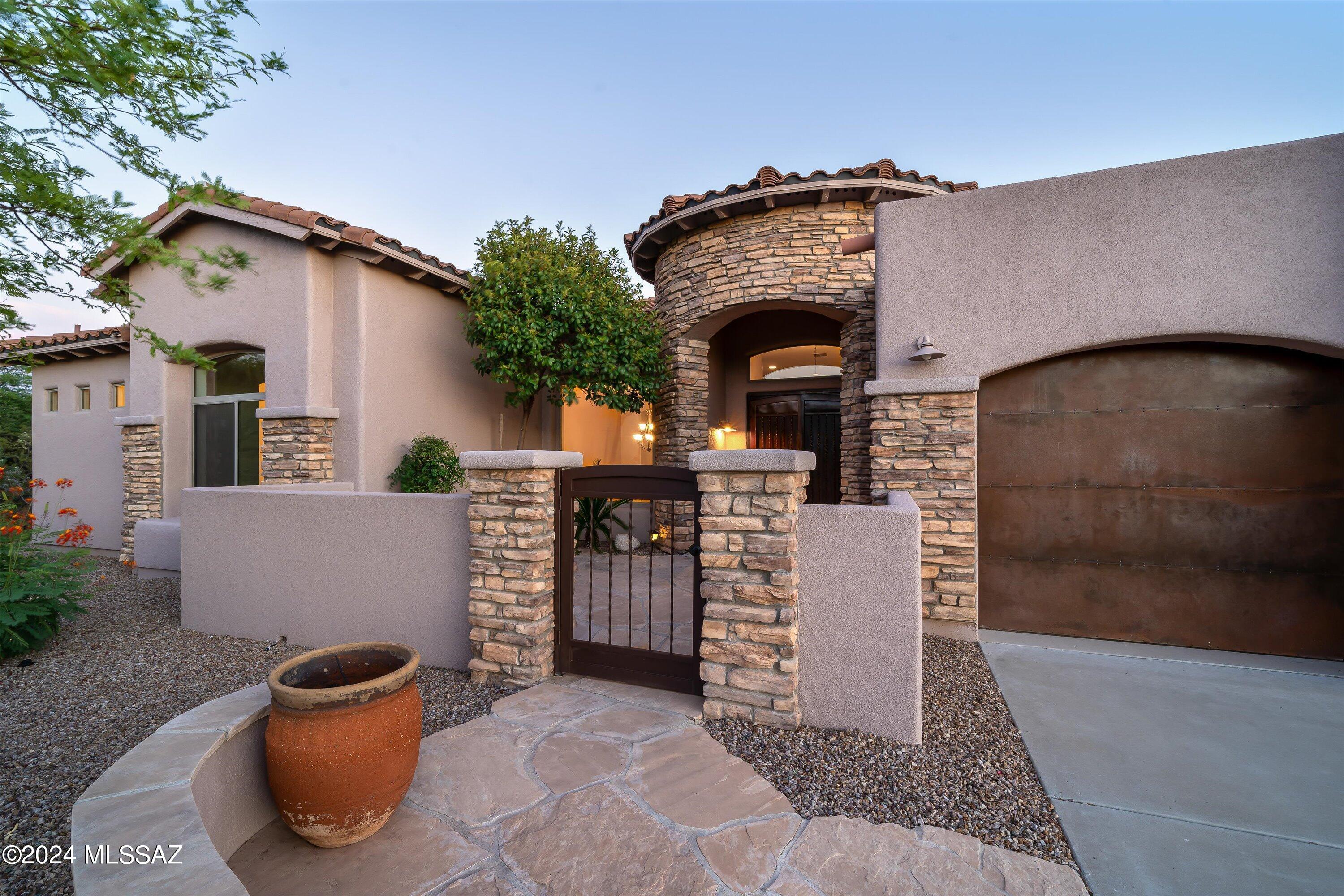 Dos Lagos at Dove Mountain (1-91) - Residential