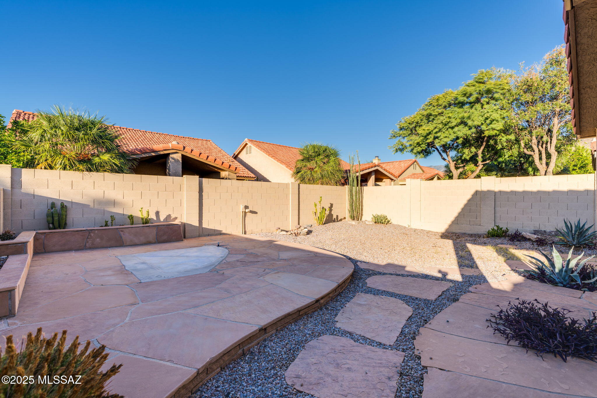 Villa Balboa (1-109) - Residential