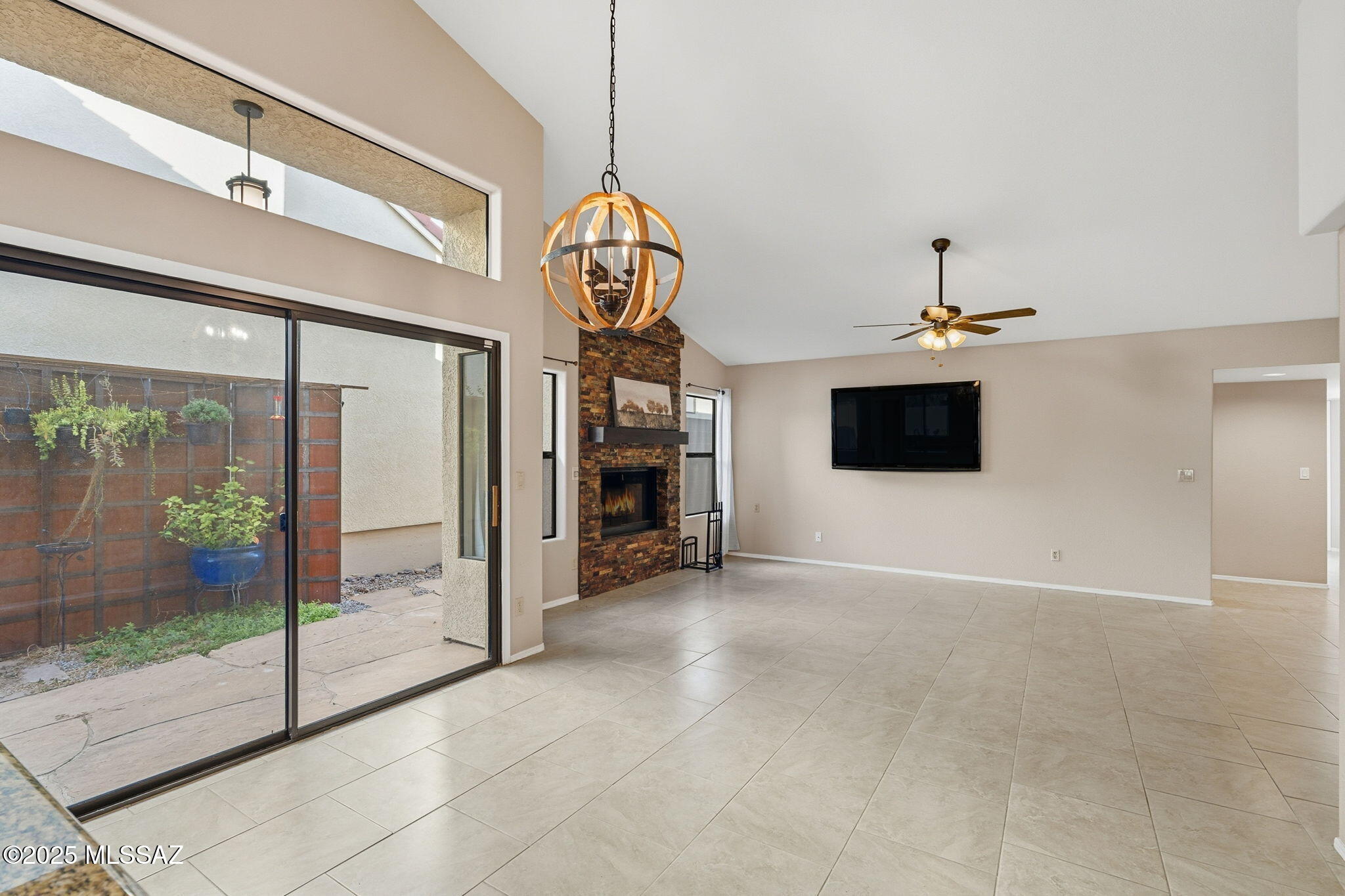 Villa Balboa (1-109) - Residential