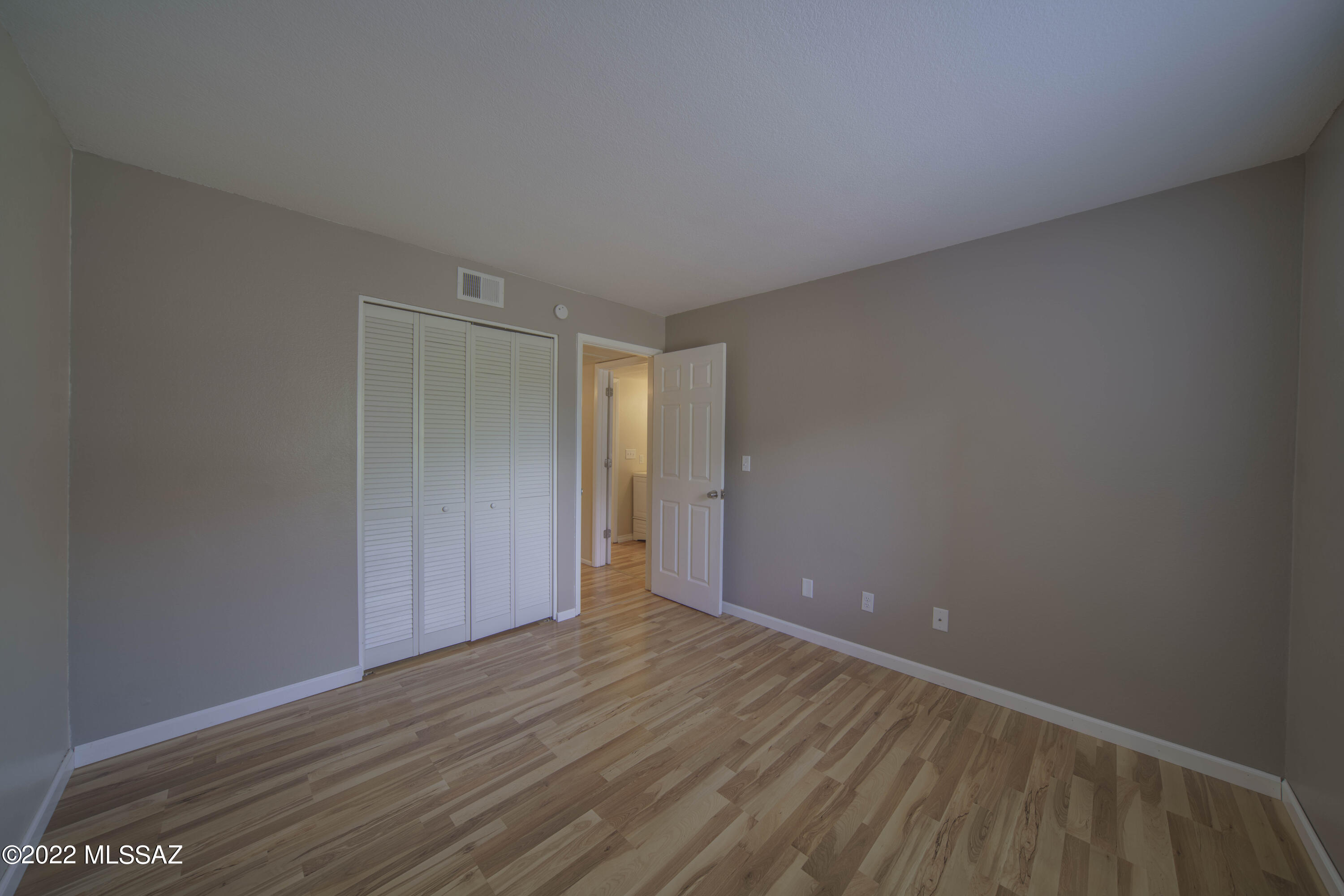 Woodland Place Condominiums (101-152, 201-252) - Residential