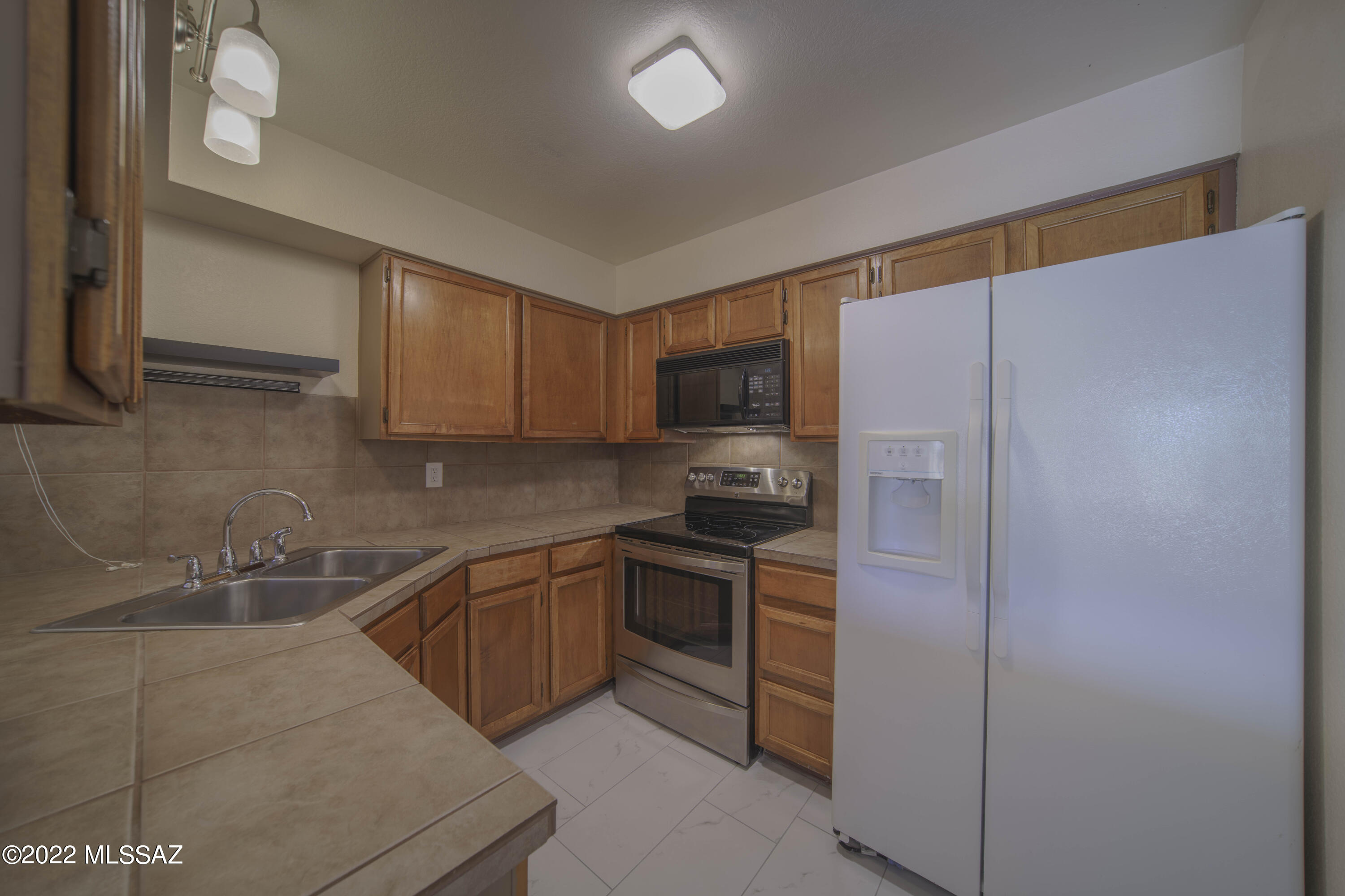 Woodland Place Condominiums (101-152, 201-252) - Residential