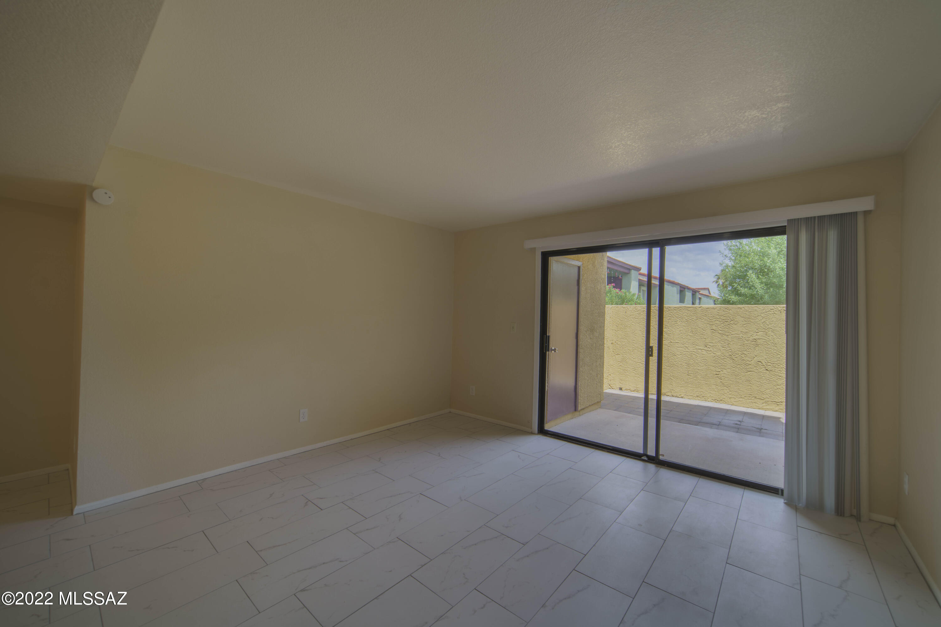 Woodland Place Condominiums (101-152, 201-252) - Residential