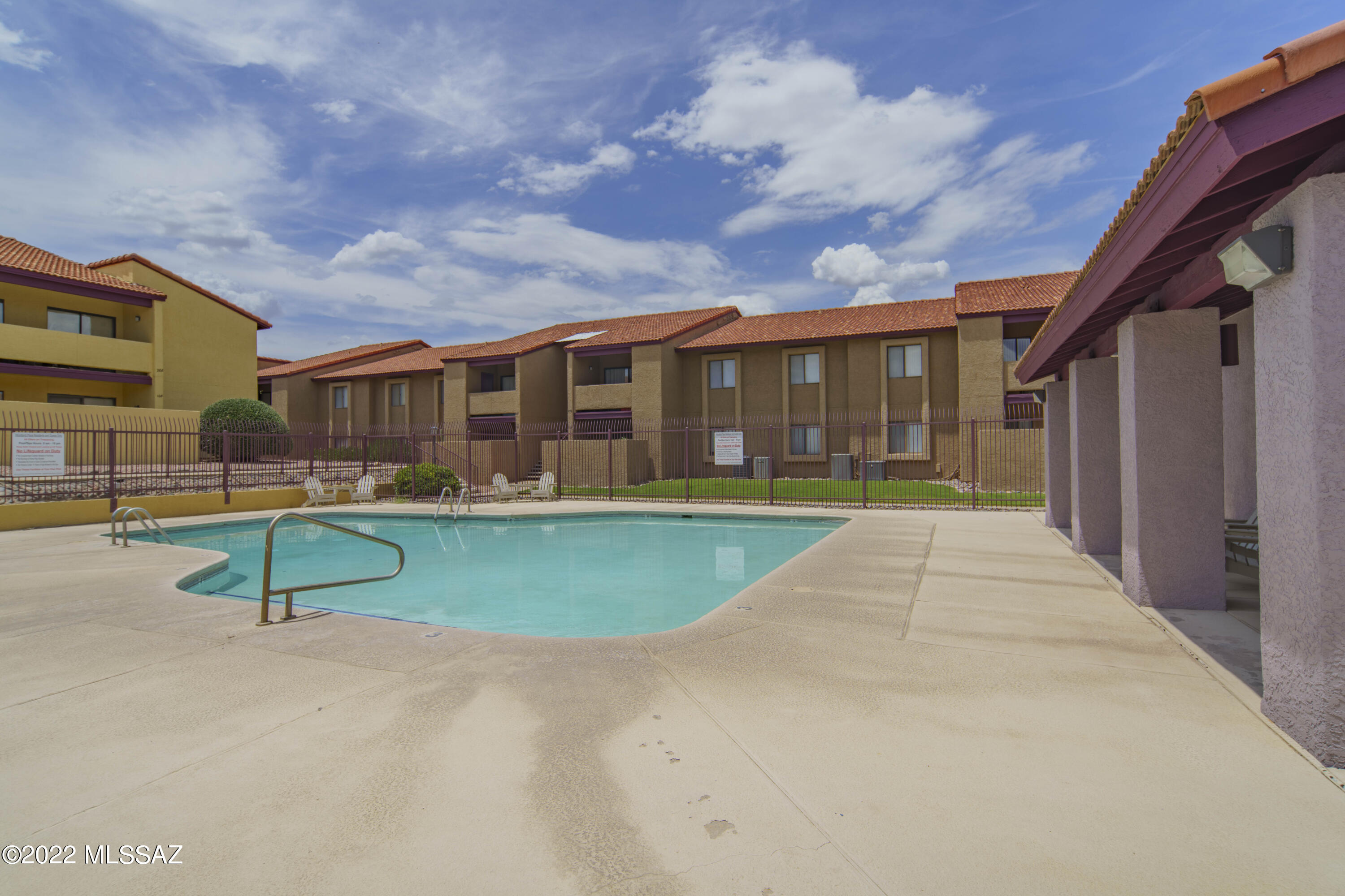 Woodland Place Condominiums (101-152, 201-252) - Residential