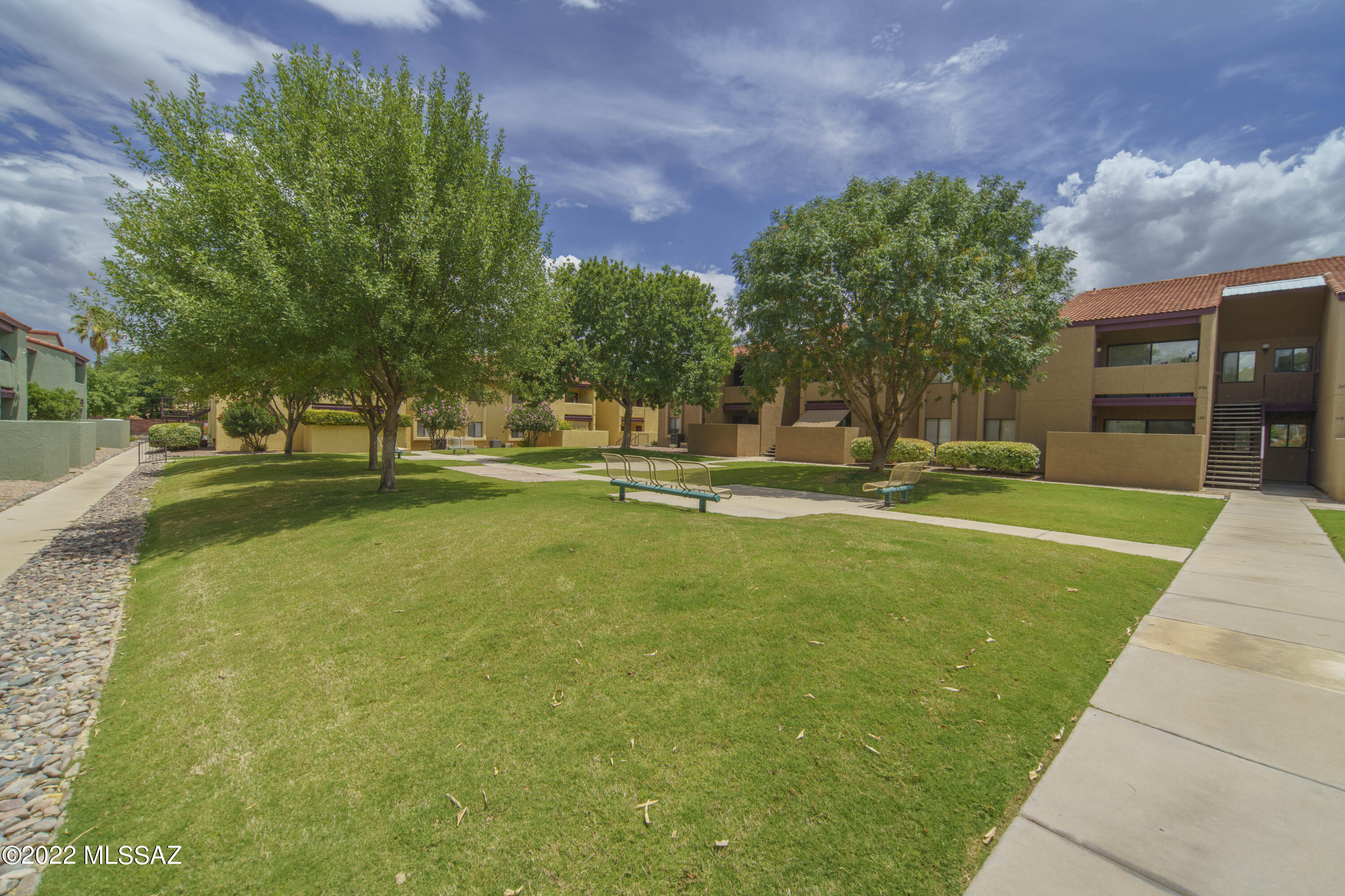 Woodland Place Condominiums (101-152, 201-252) - Residential
