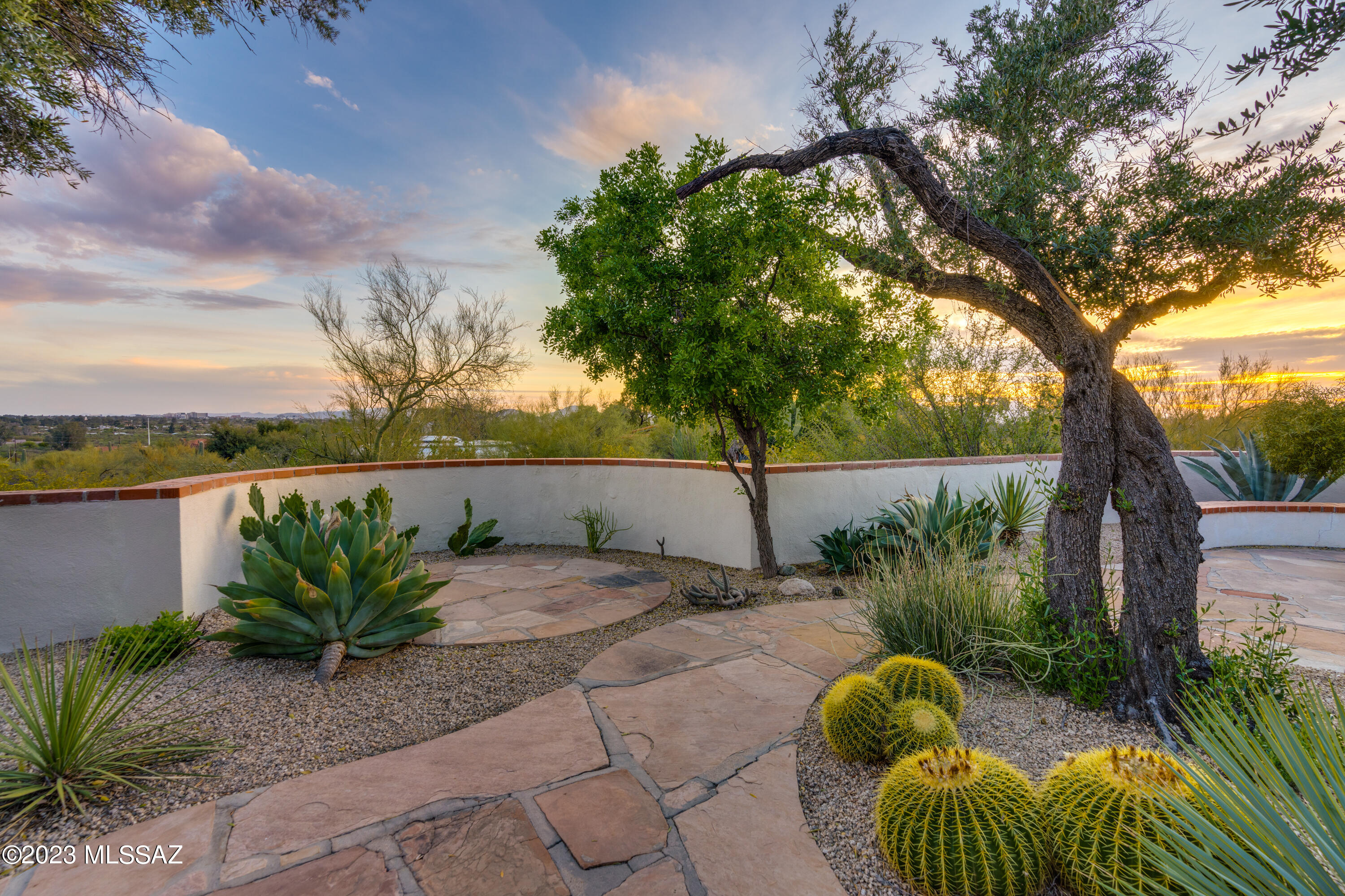 Catalina Foothills Estates NO. 2 - Residential