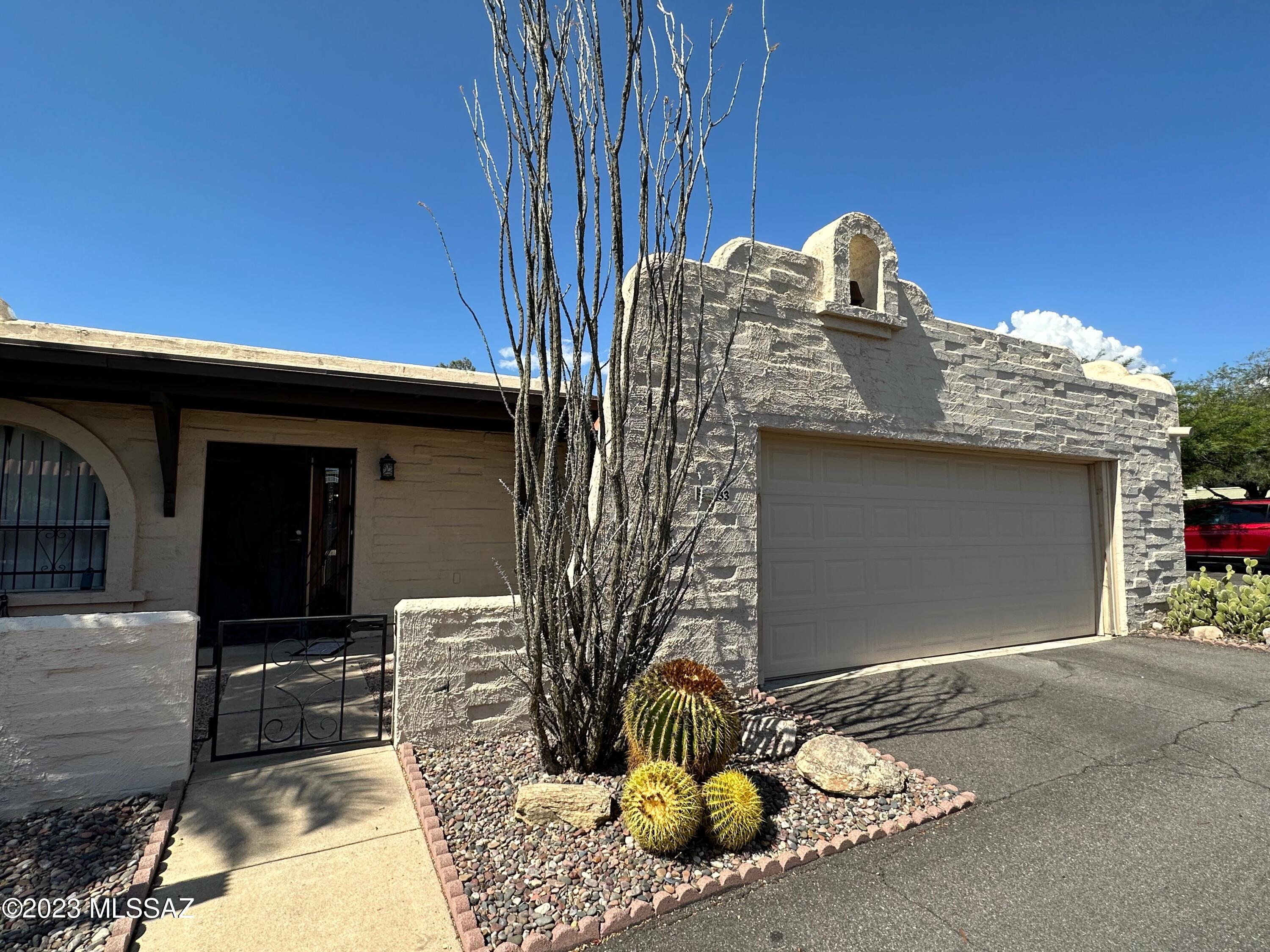 Pueblo Villas East (1-36) - Residential