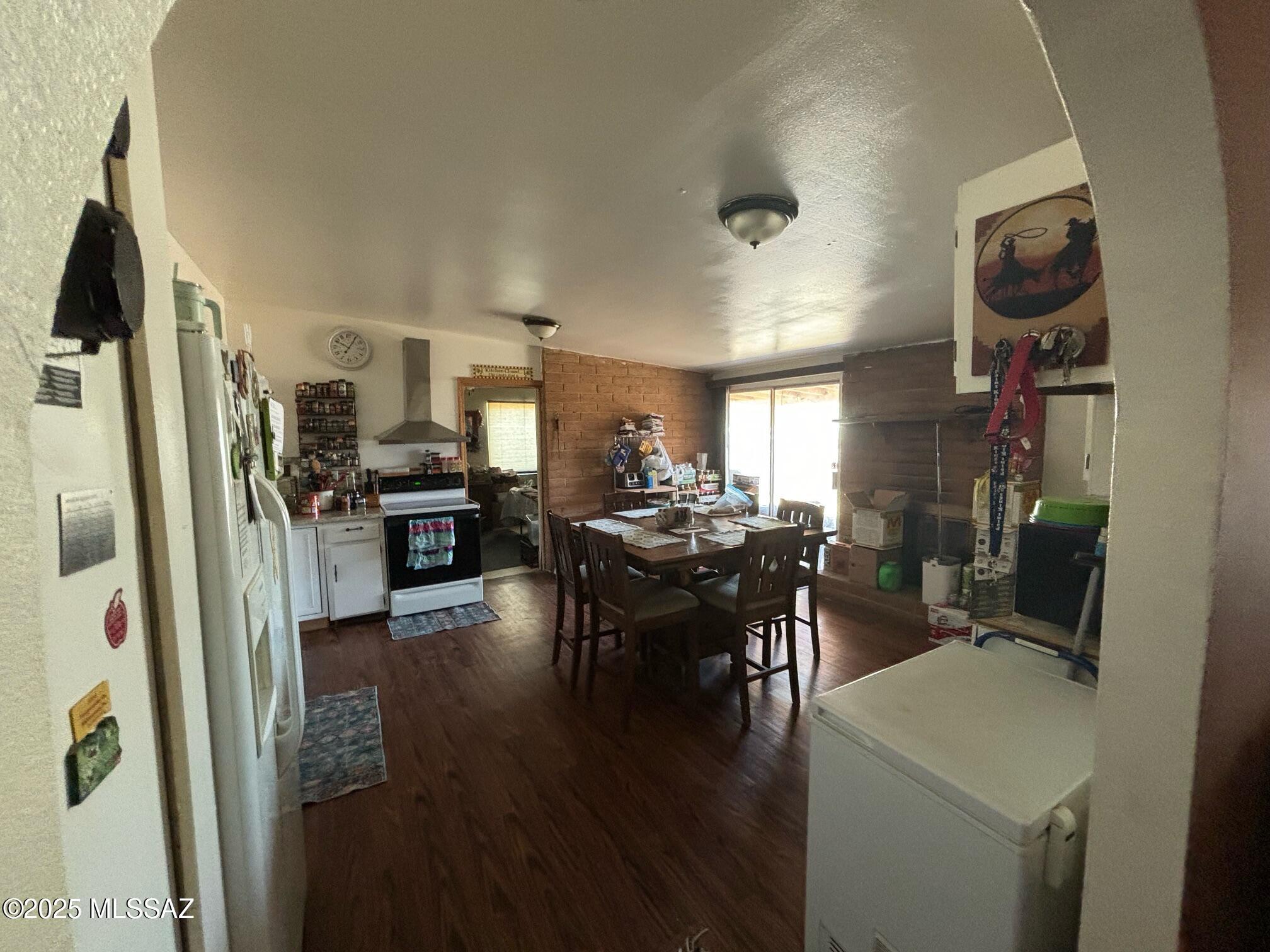 Lakeside NO. 4 (294-393) - Residential