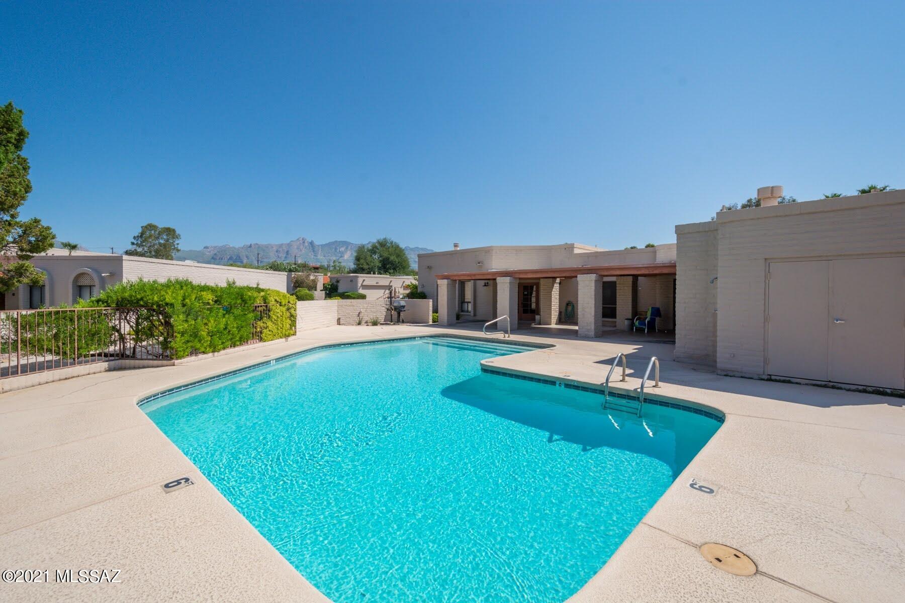 Rio Cancion Twnhms. and Professional - Residential