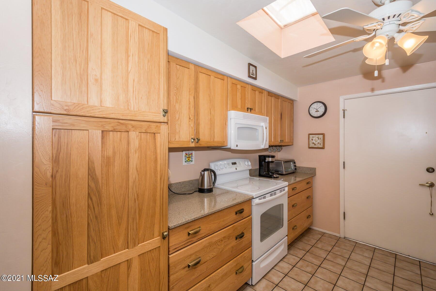 Rio Cancion Twnhms. and Professional - Residential