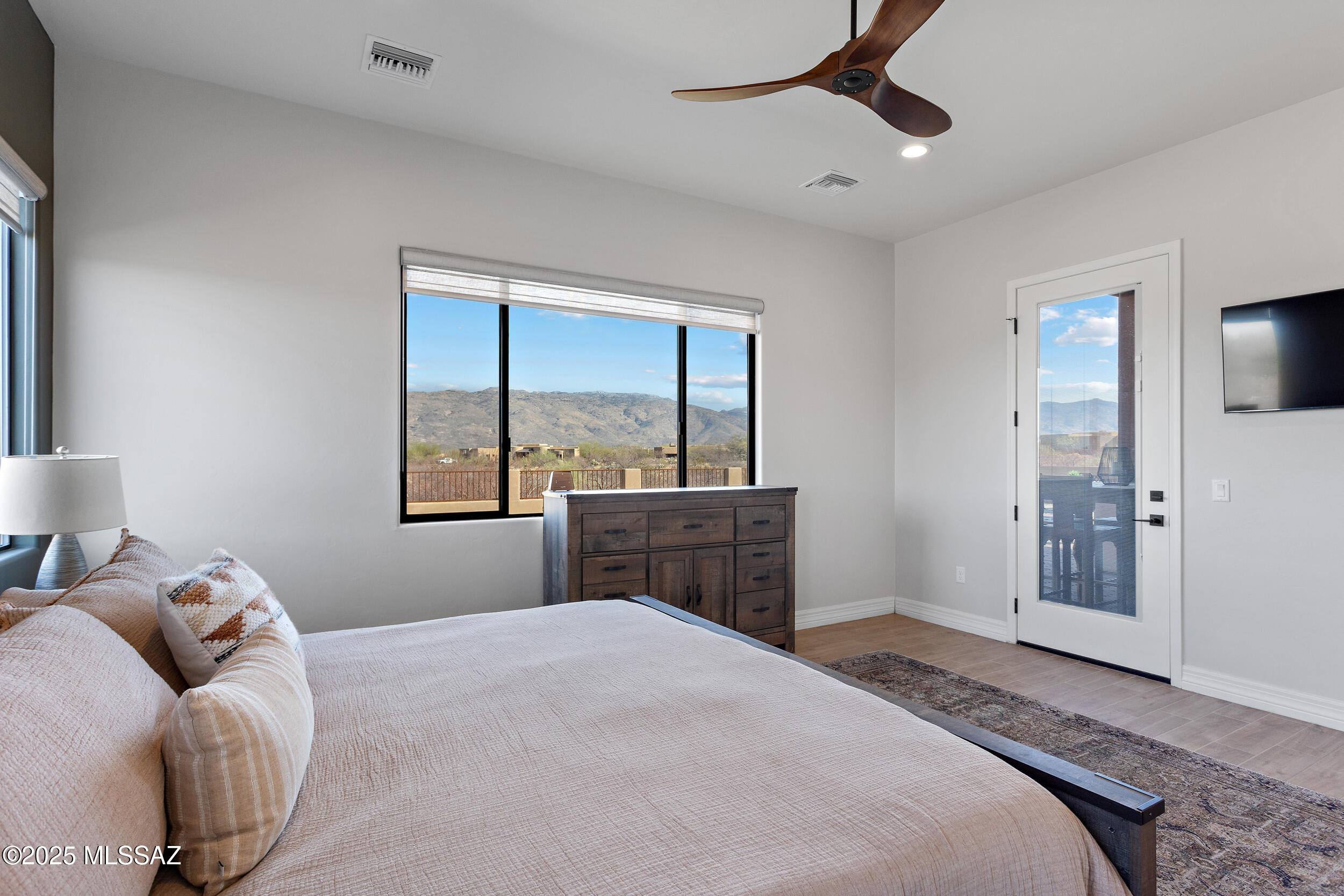 Coyote Creek (1-395) - Residential