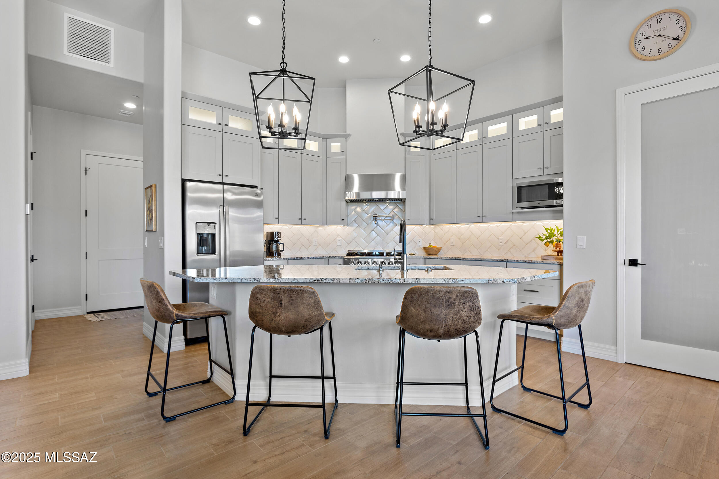 Coyote Creek (1-395) - Residential