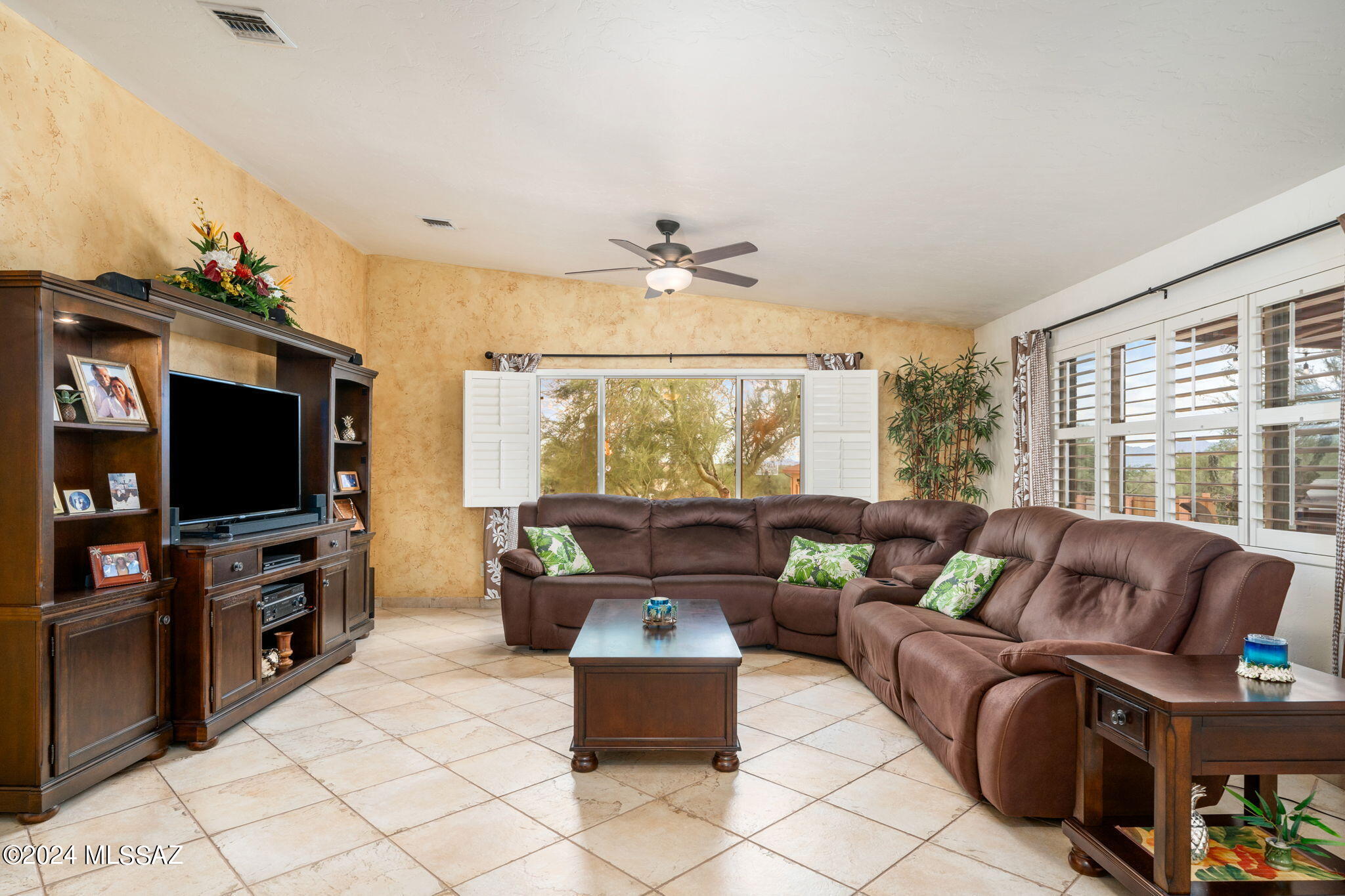 Rancho Feliz (442-647) - Residential