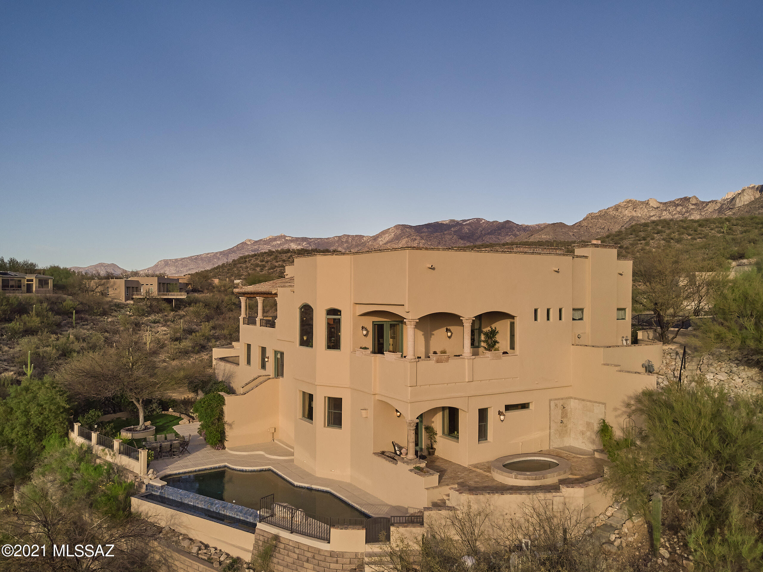 La Reserve (1-24) - Residential