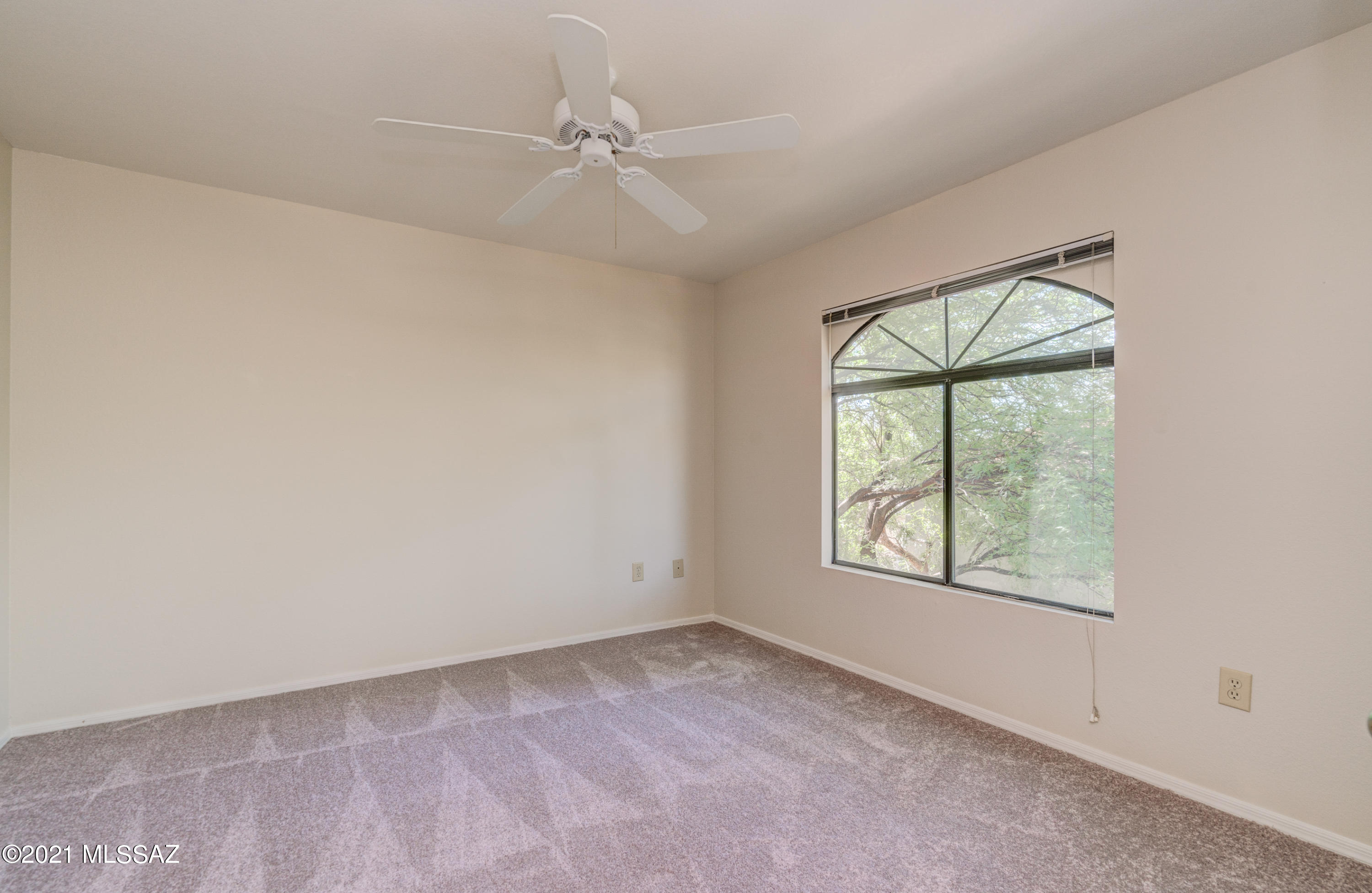 Veranda at Ventana Condominiums - Residential