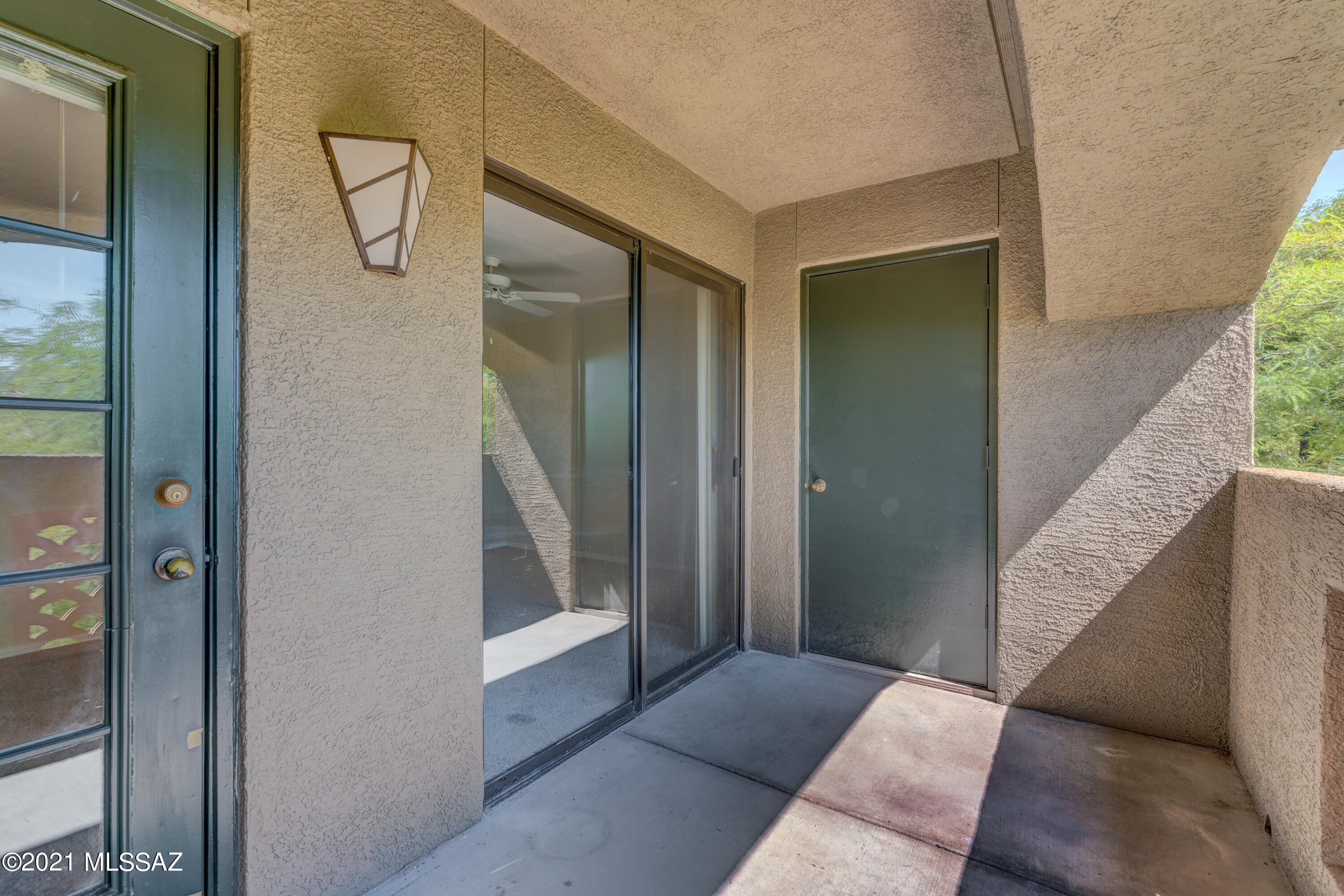 Veranda at Ventana Condominiums - Residential