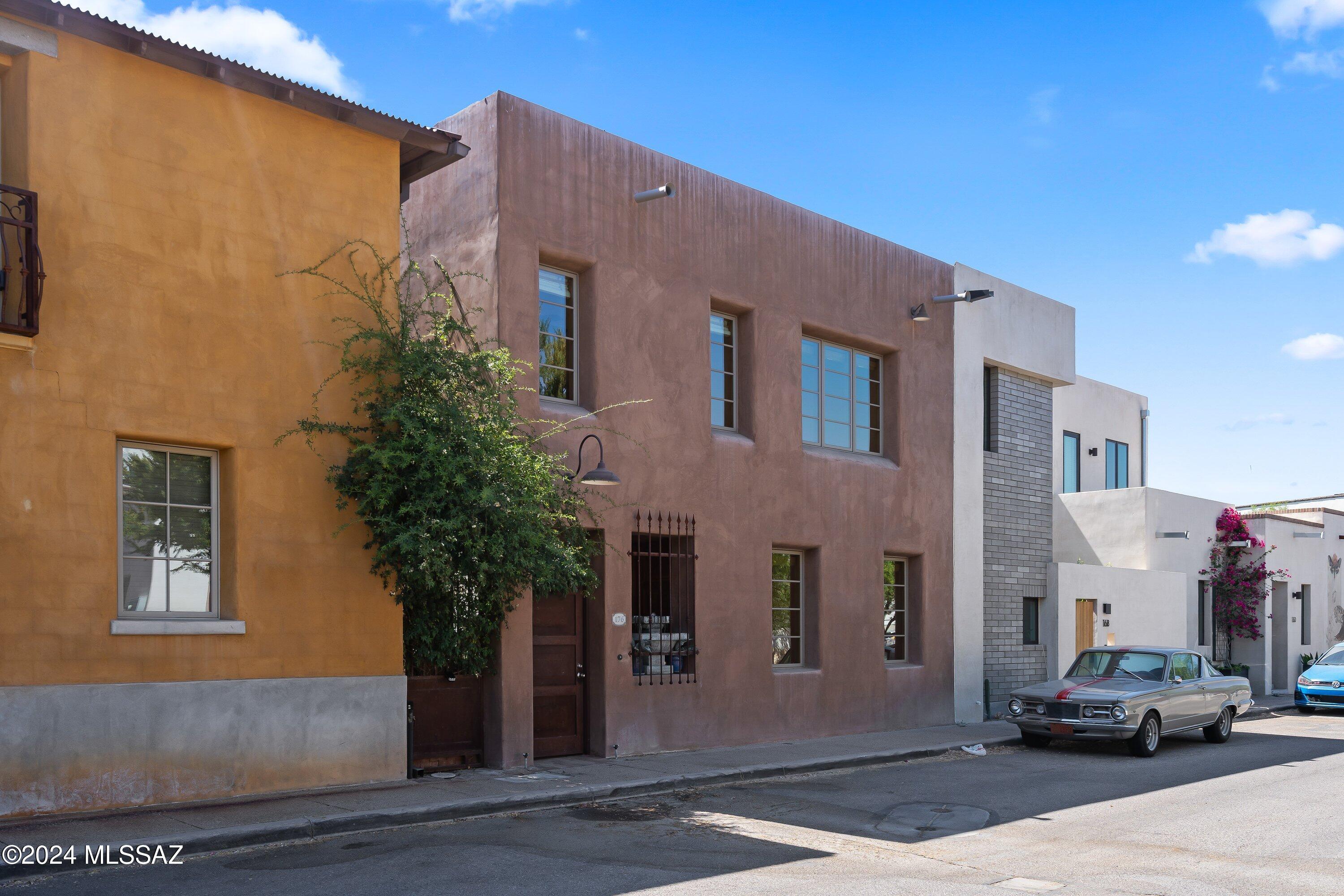 Mercado District of Menlo Park Blks A-D (1-100) - Residential
