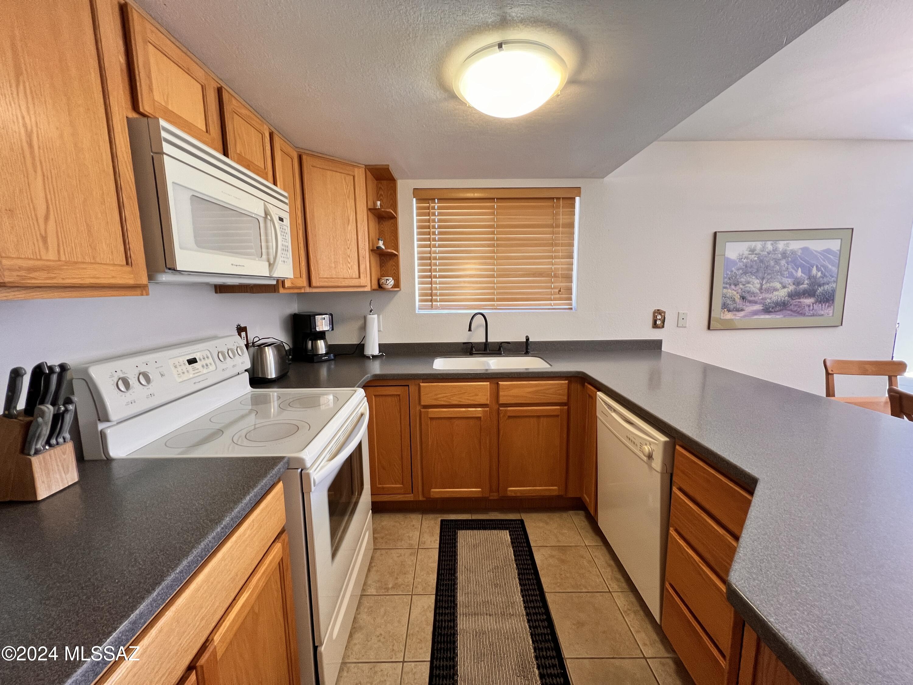 Ventana Vista Condominiums - Residential Lease