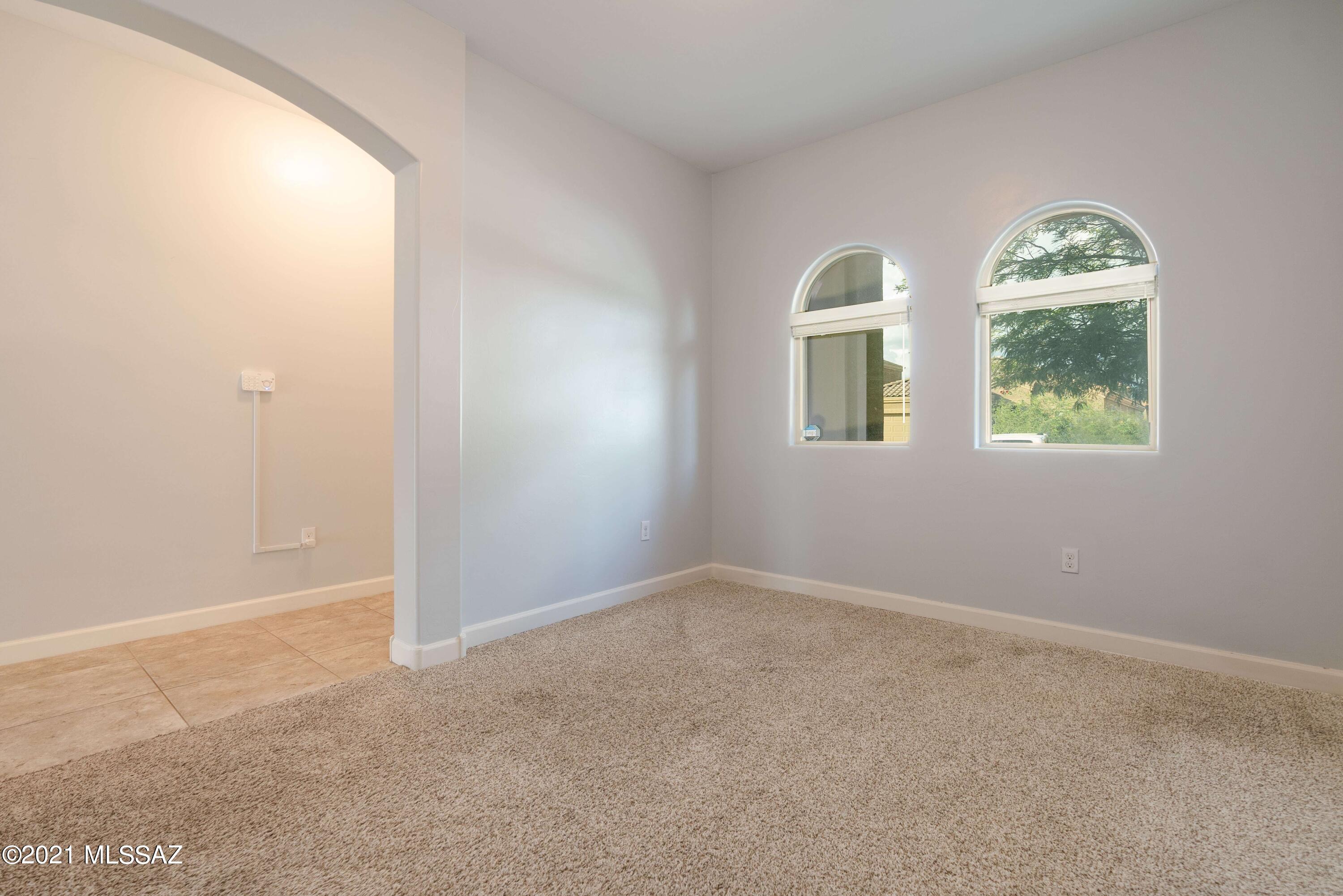 Vista Del Lago Norte SQ20140780198 - Residential