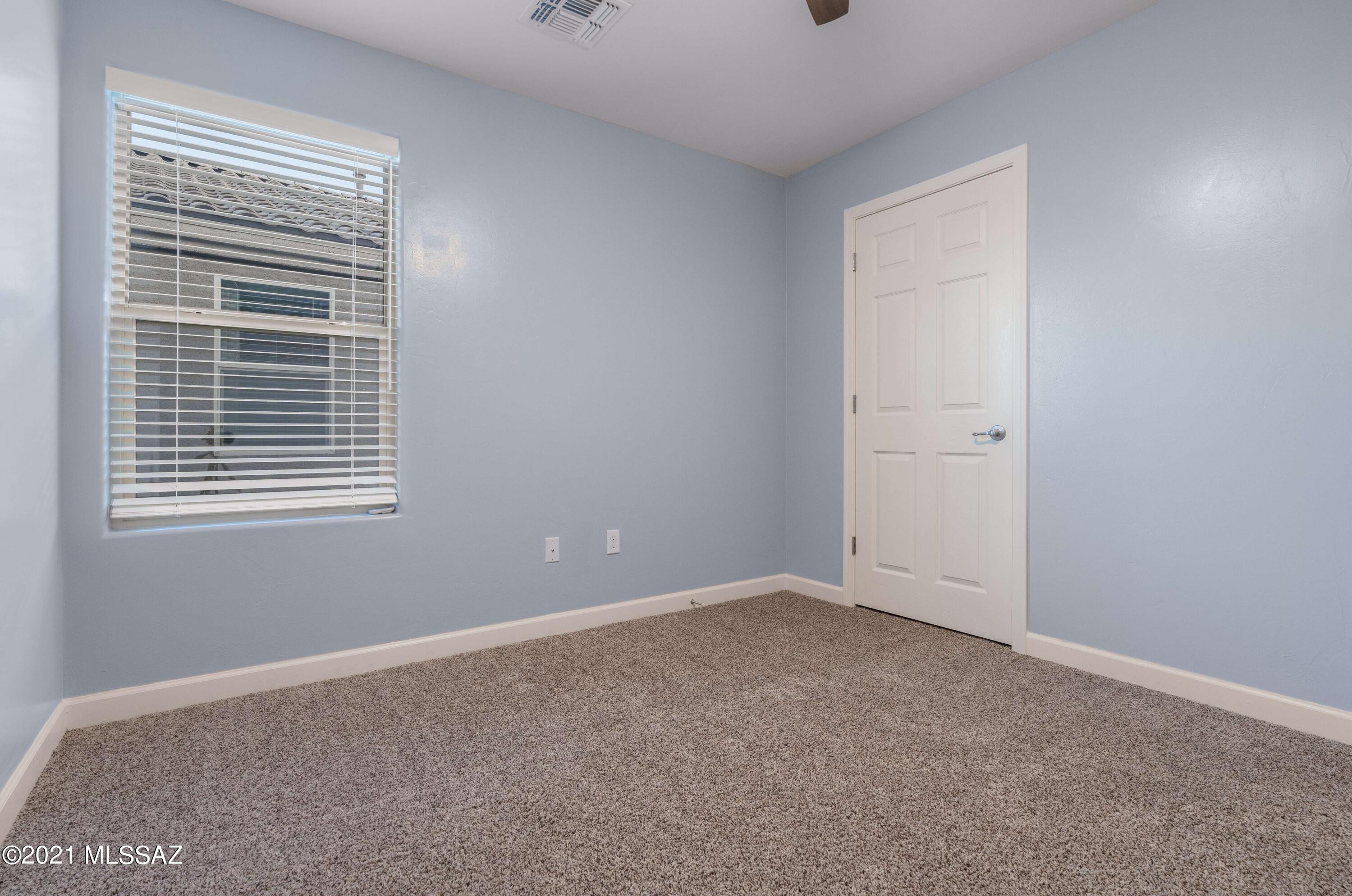 Vista Del Lago Norte SQ20140780198 - Residential