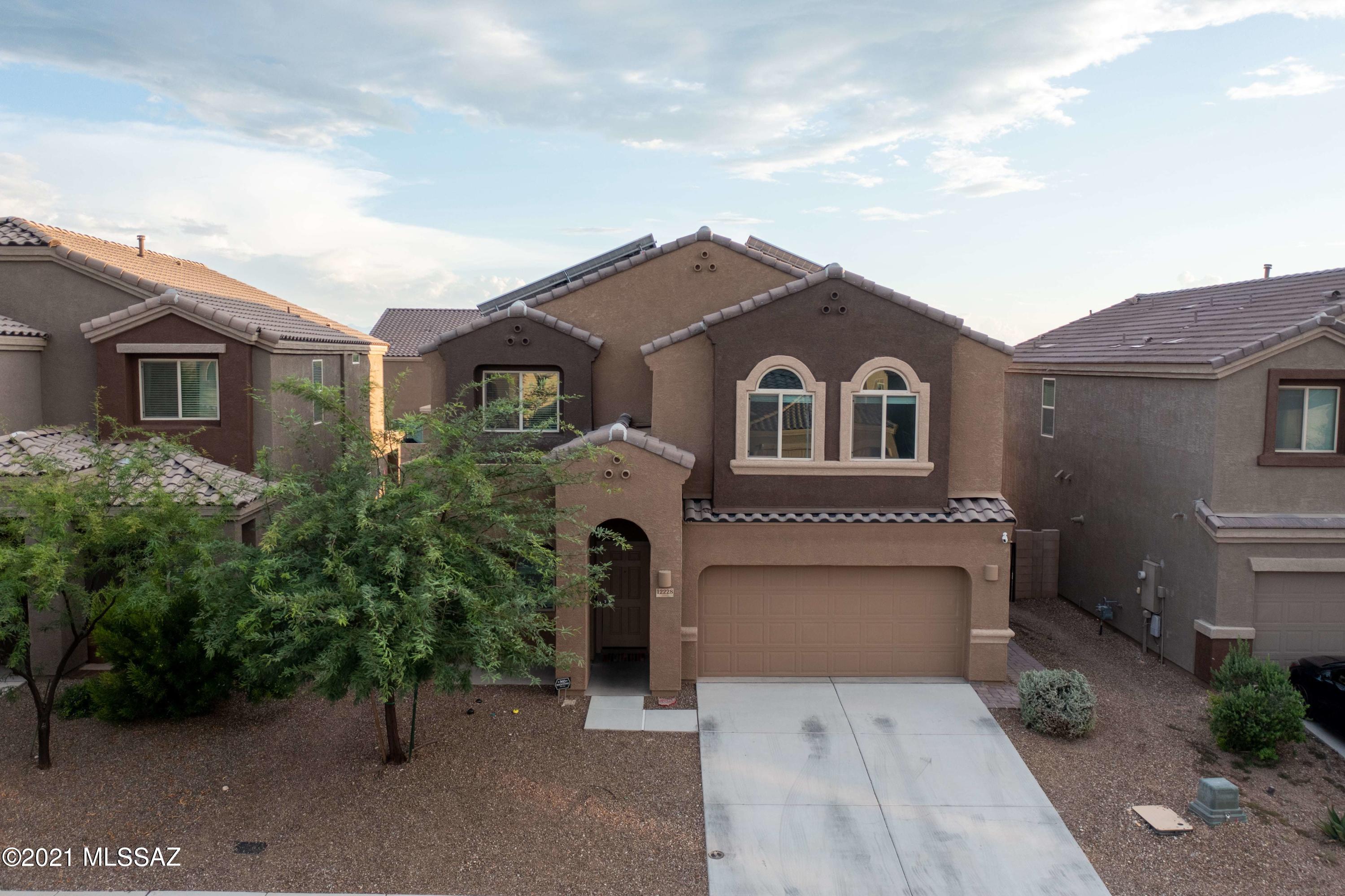 Vista Del Lago Norte SQ20140780198 - Residential
