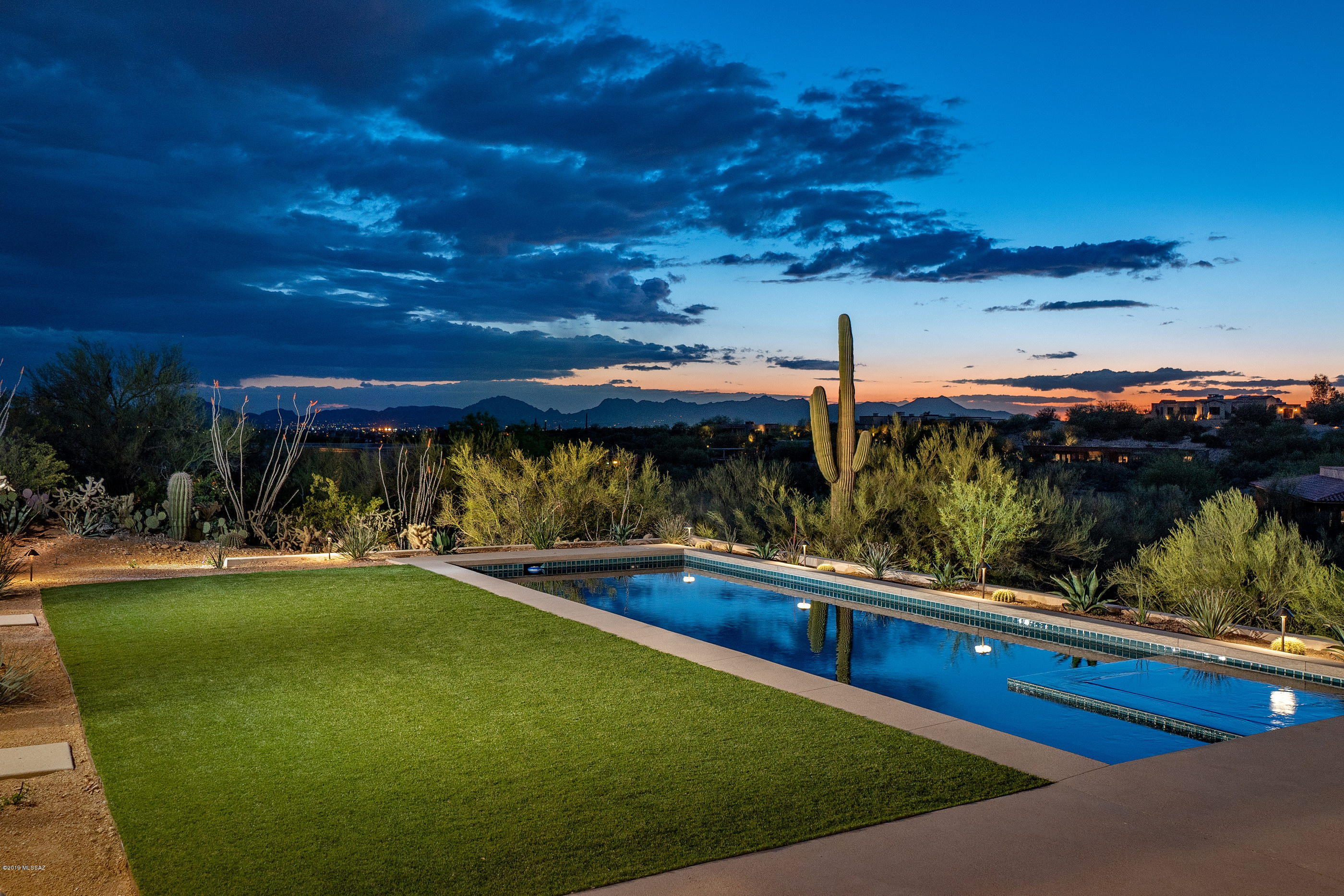 Catalina Foothills Est. NO. 10 (73-90, 119, 121, 123, 127-146) - Residential