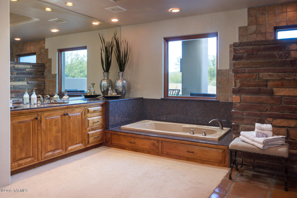 Honey Bee Canyon Estates - Residential