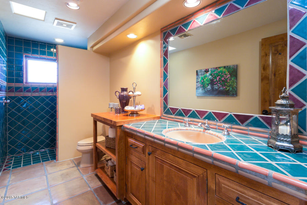 Honey Bee Canyon Estates - Residential