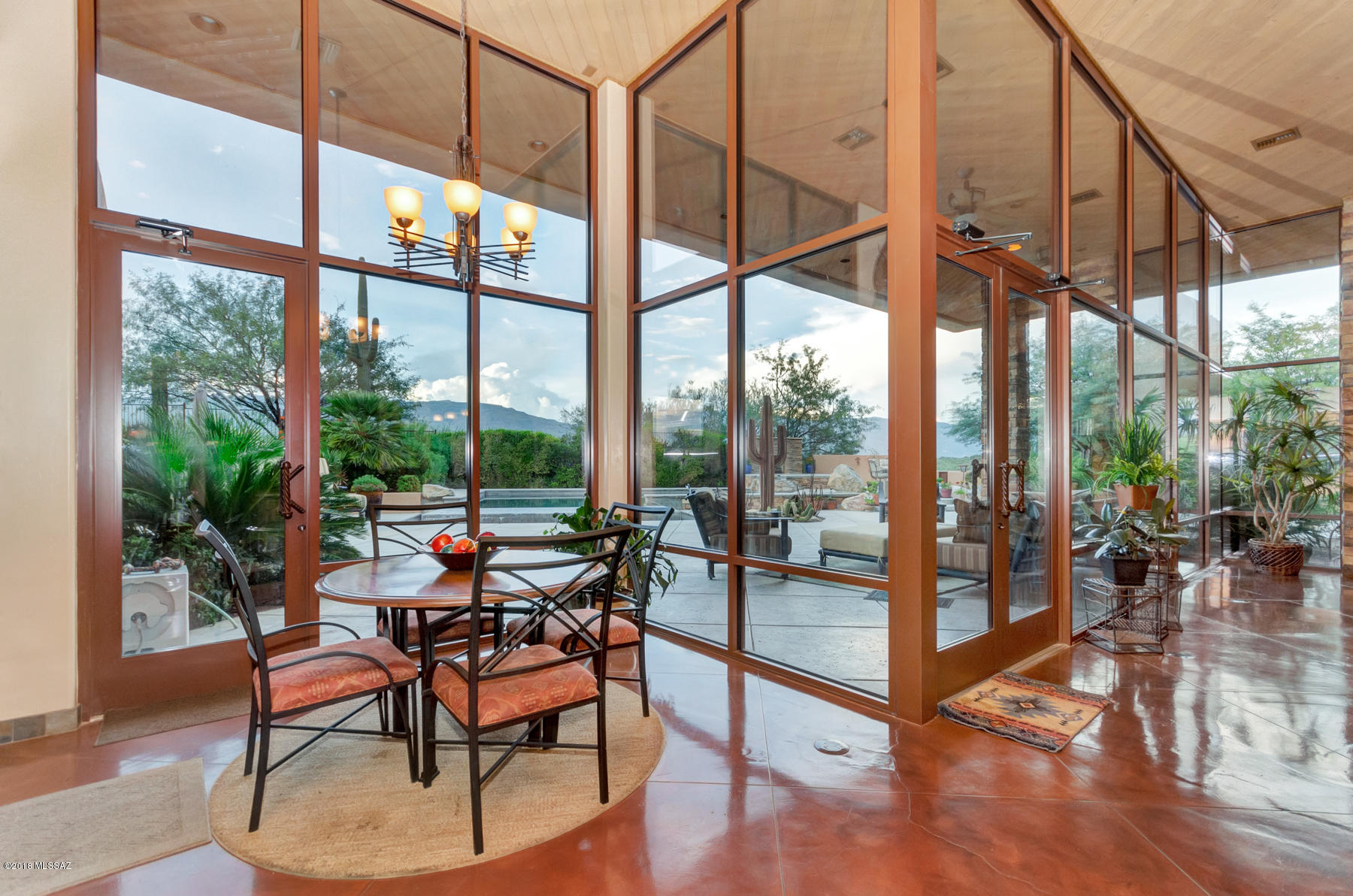 Coyote Creek (1-395) - Residential