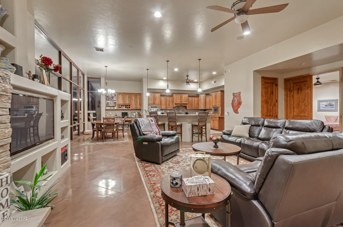 Coyote Creek (1-395) - Residential