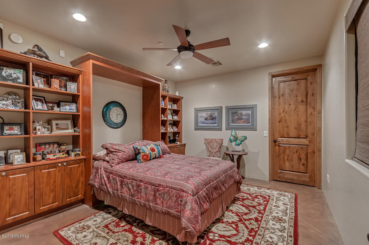 Coyote Creek (1-395) - Residential