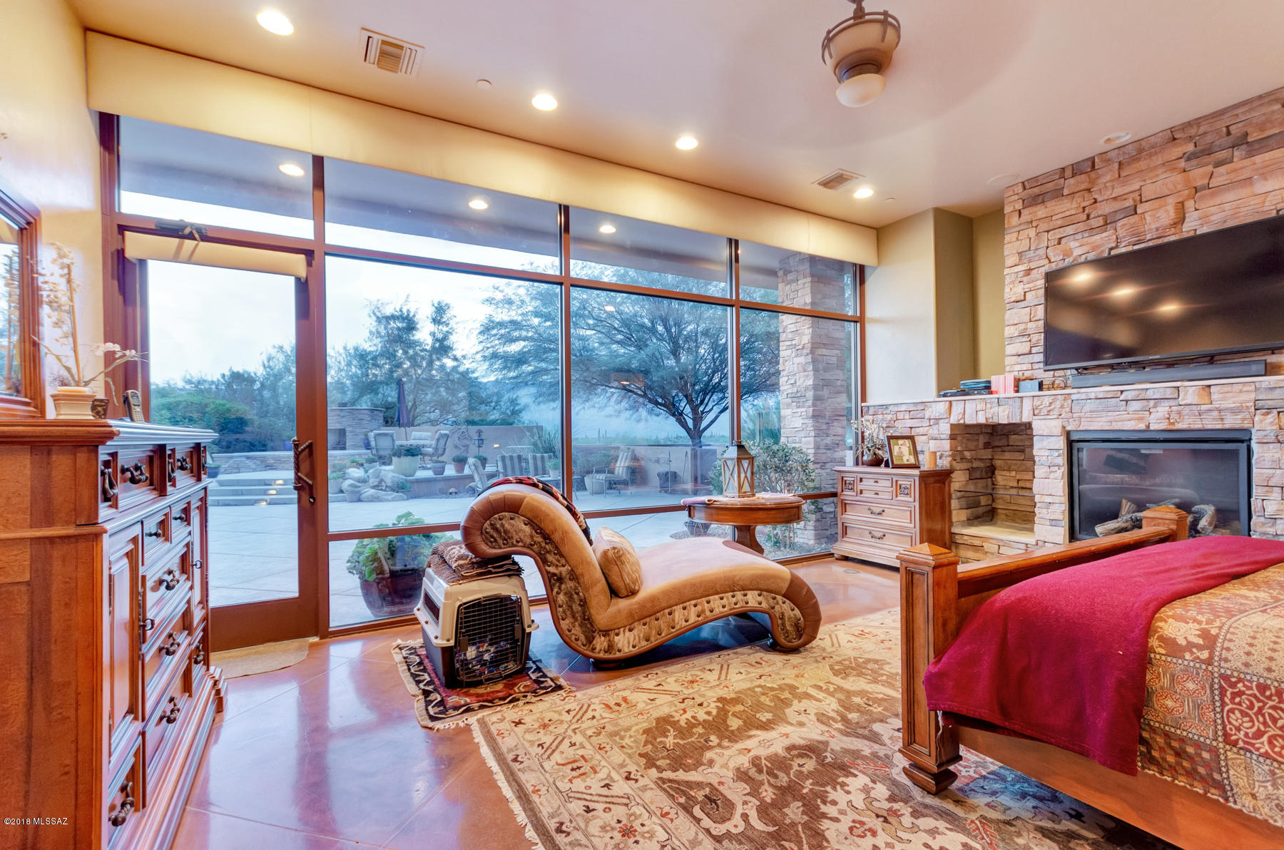 Coyote Creek (1-395) - Residential