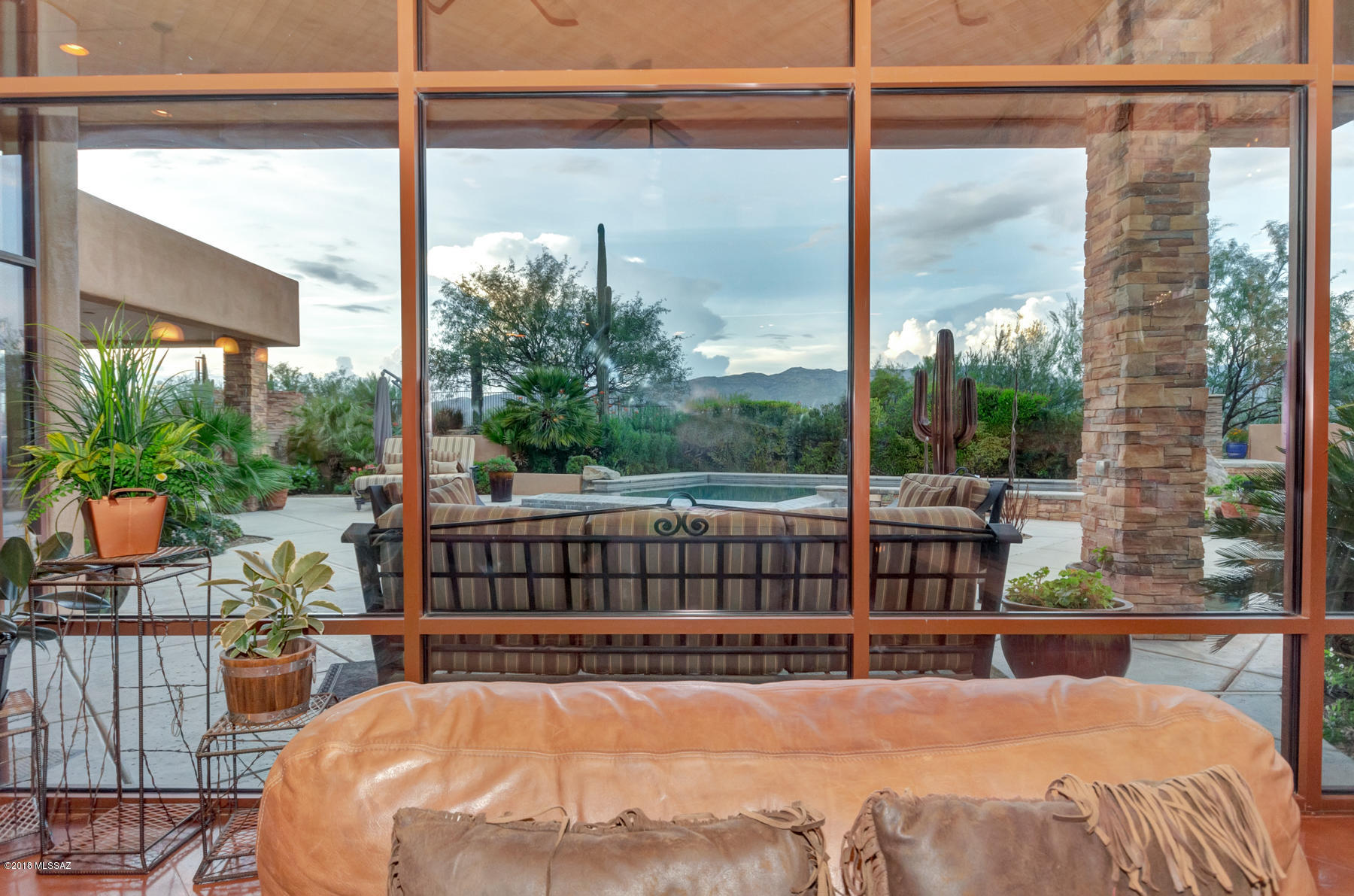 Coyote Creek (1-395) - Residential