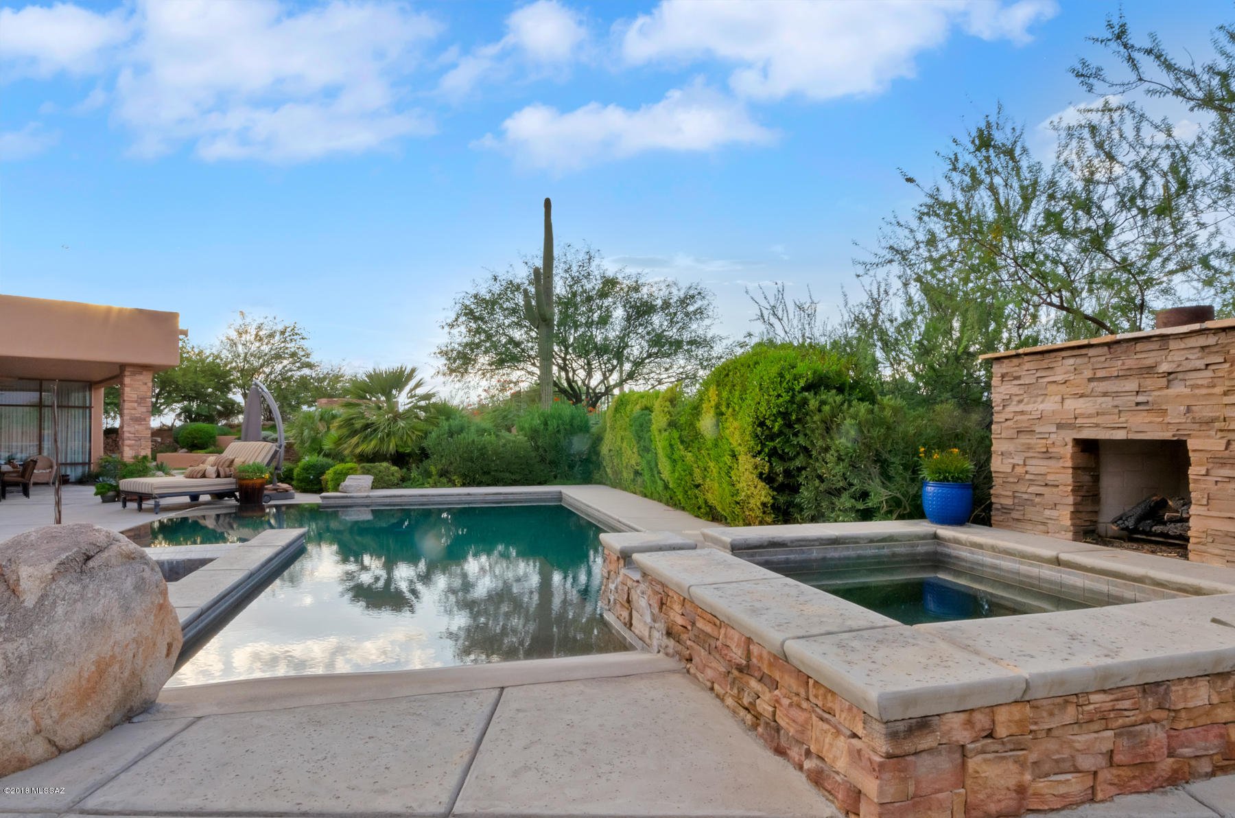 Coyote Creek (1-395) - Residential