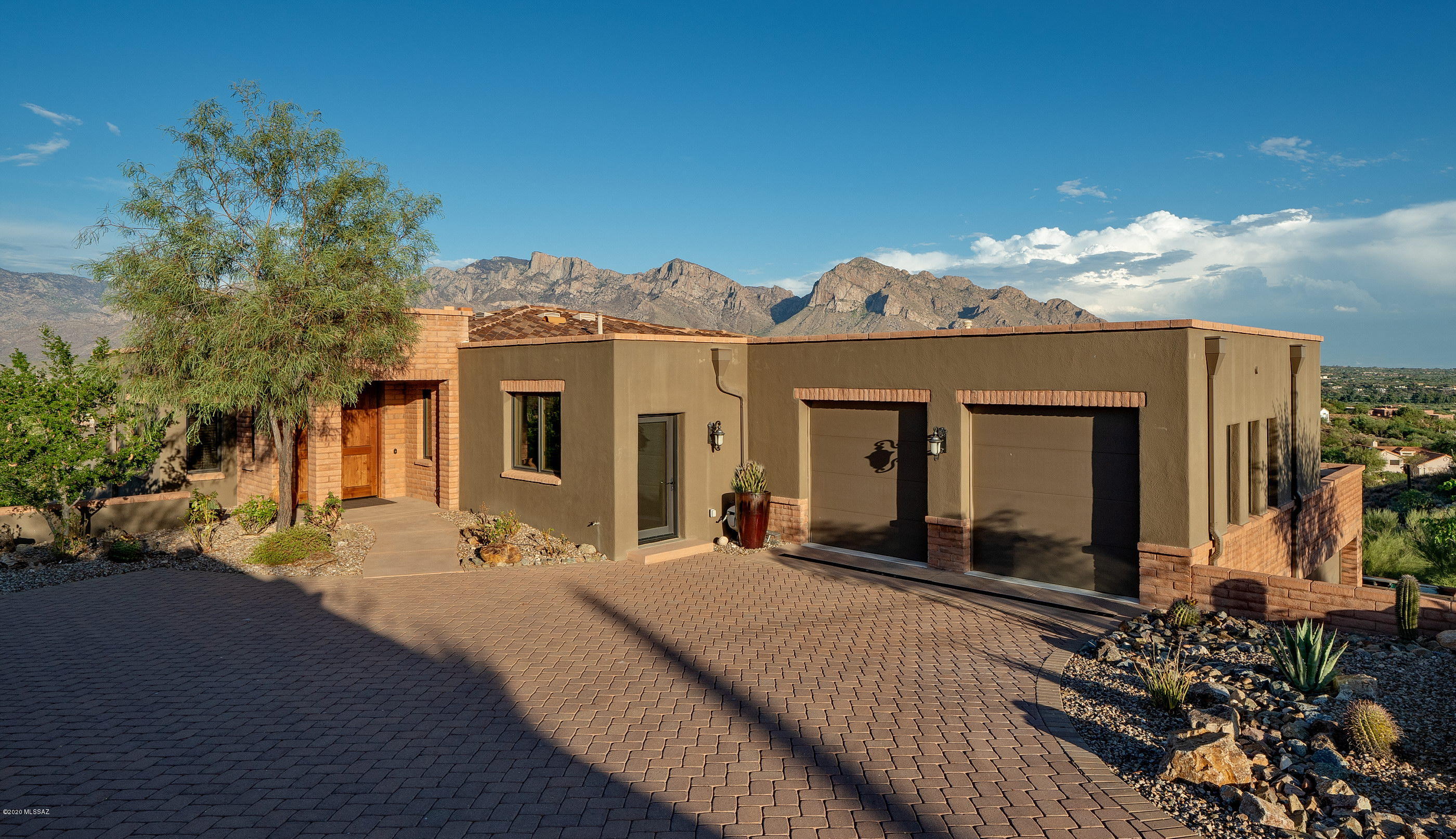 Monte Del Oro (1-187) - Residential