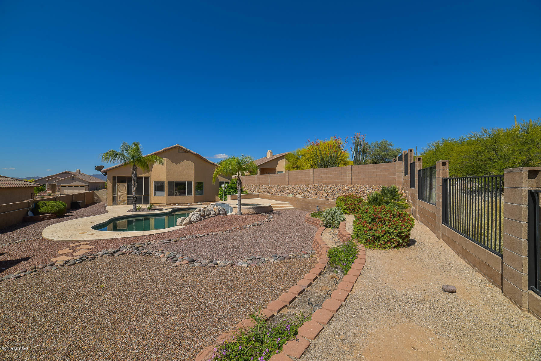 Bluffs (The) 2 - Residential