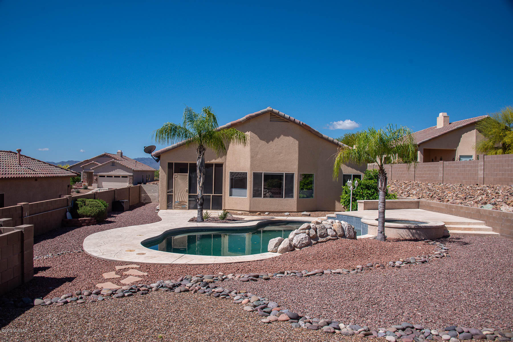 Bluffs (The) 2 - Residential